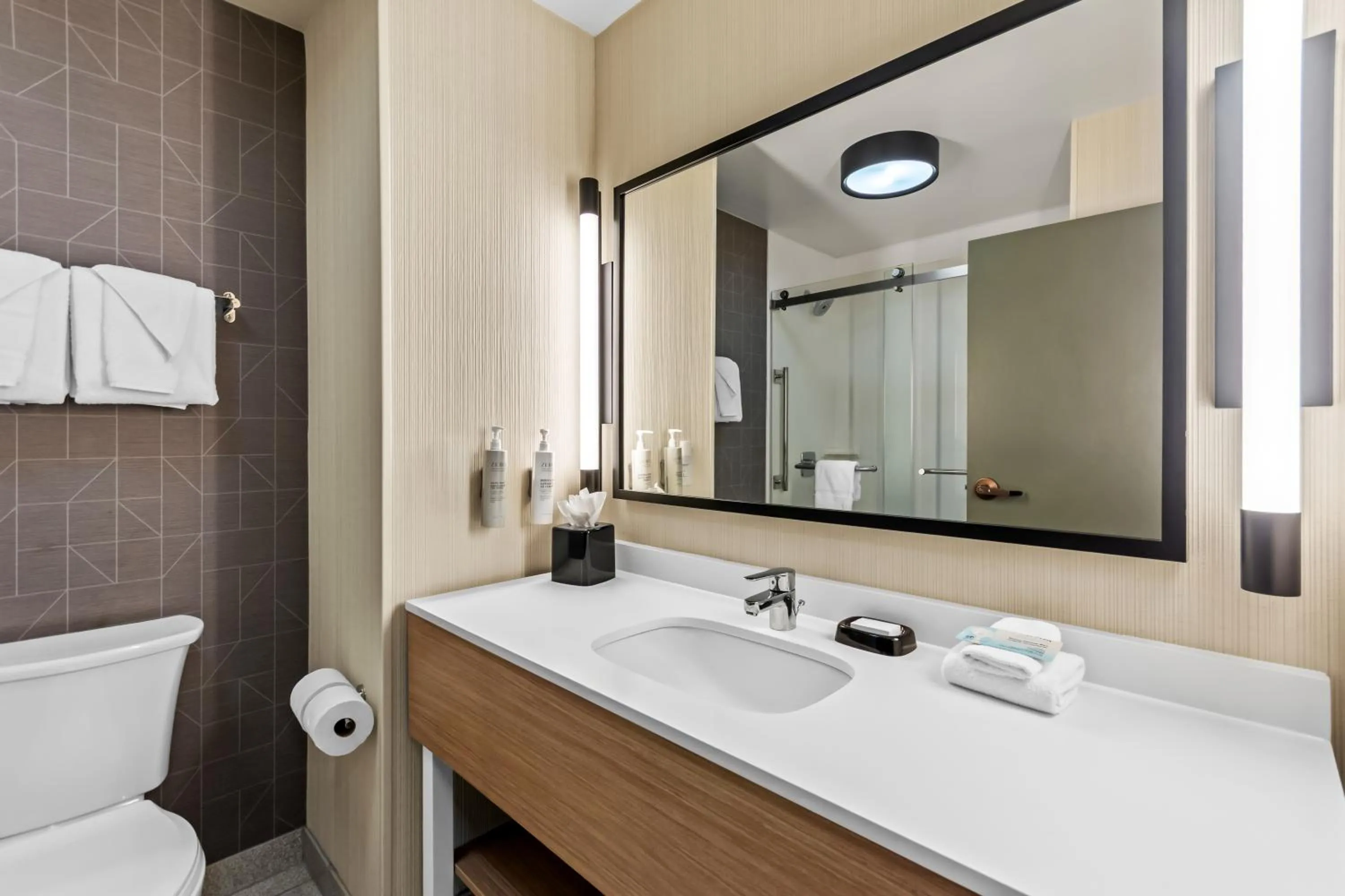 Spark by Hilton Bardstown