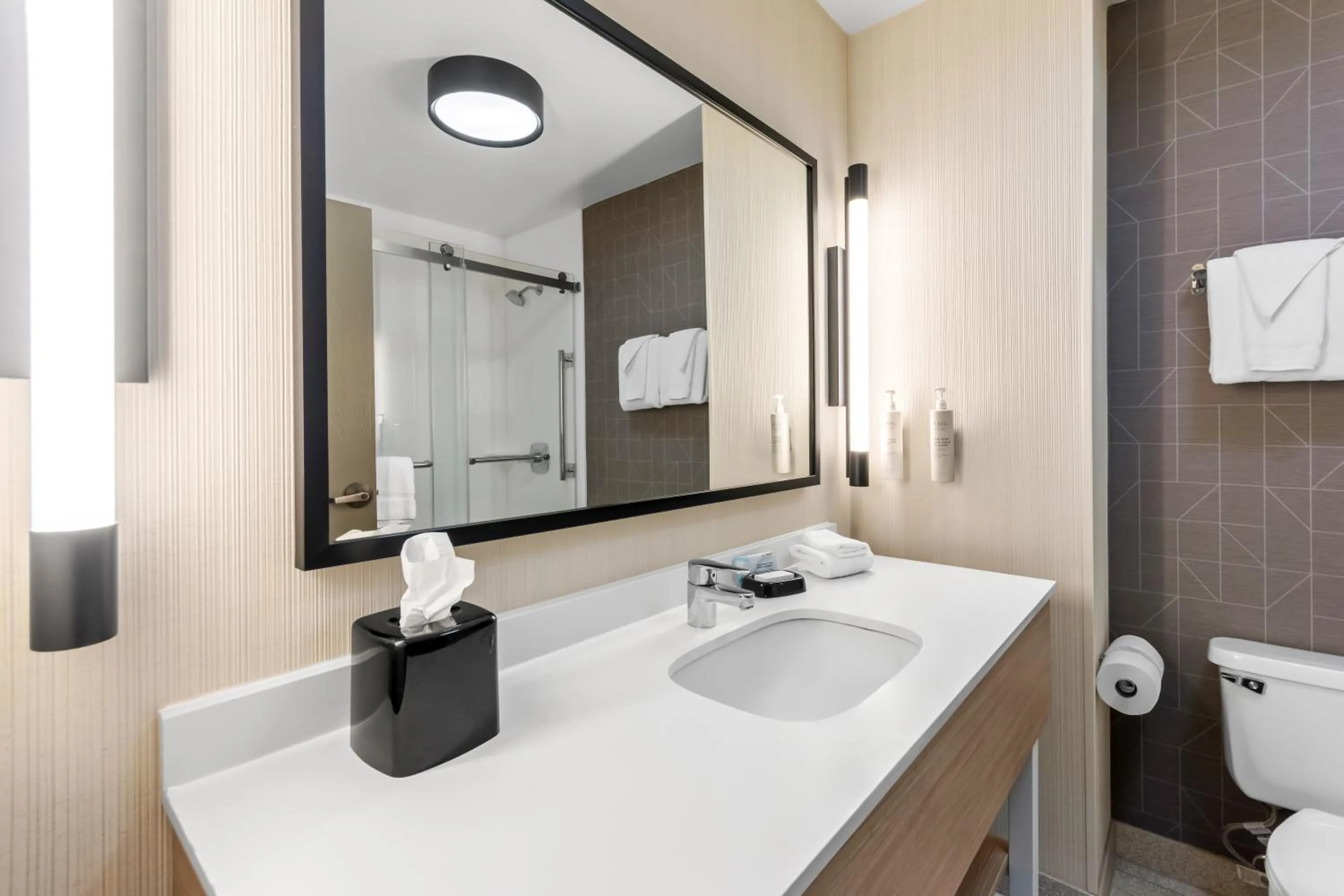 Spark by Hilton Bardstown