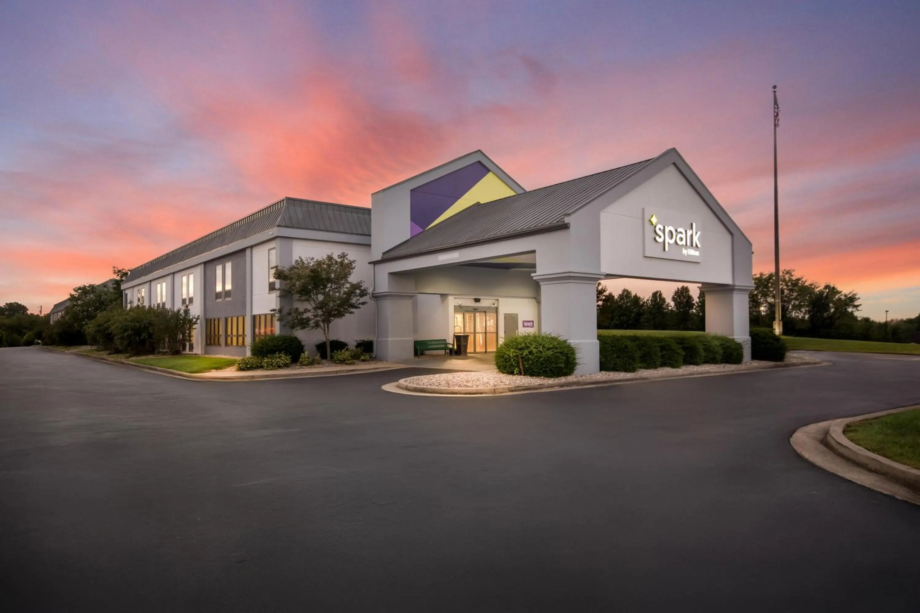 Property building in Spark by Hilton Bardstown