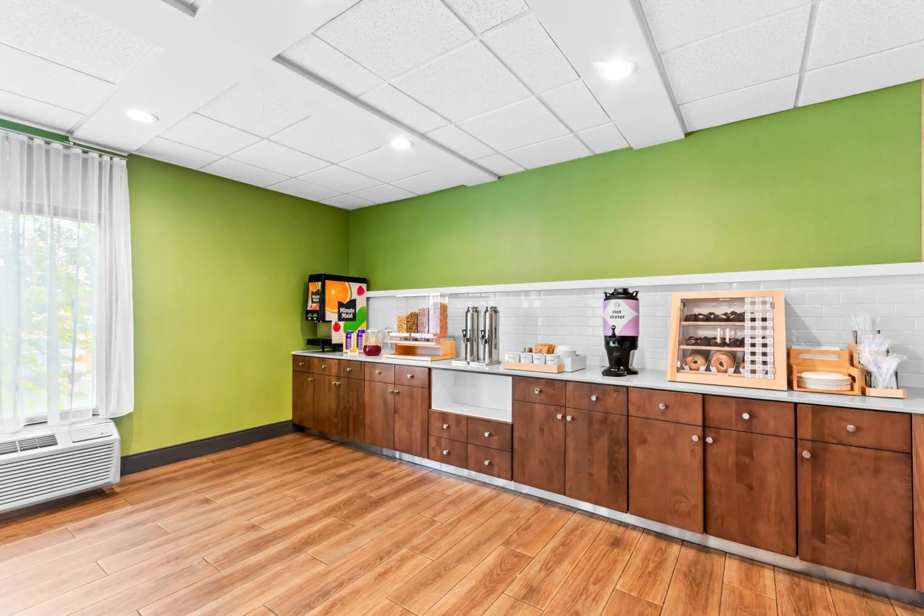 Spark by Hilton Bardstown