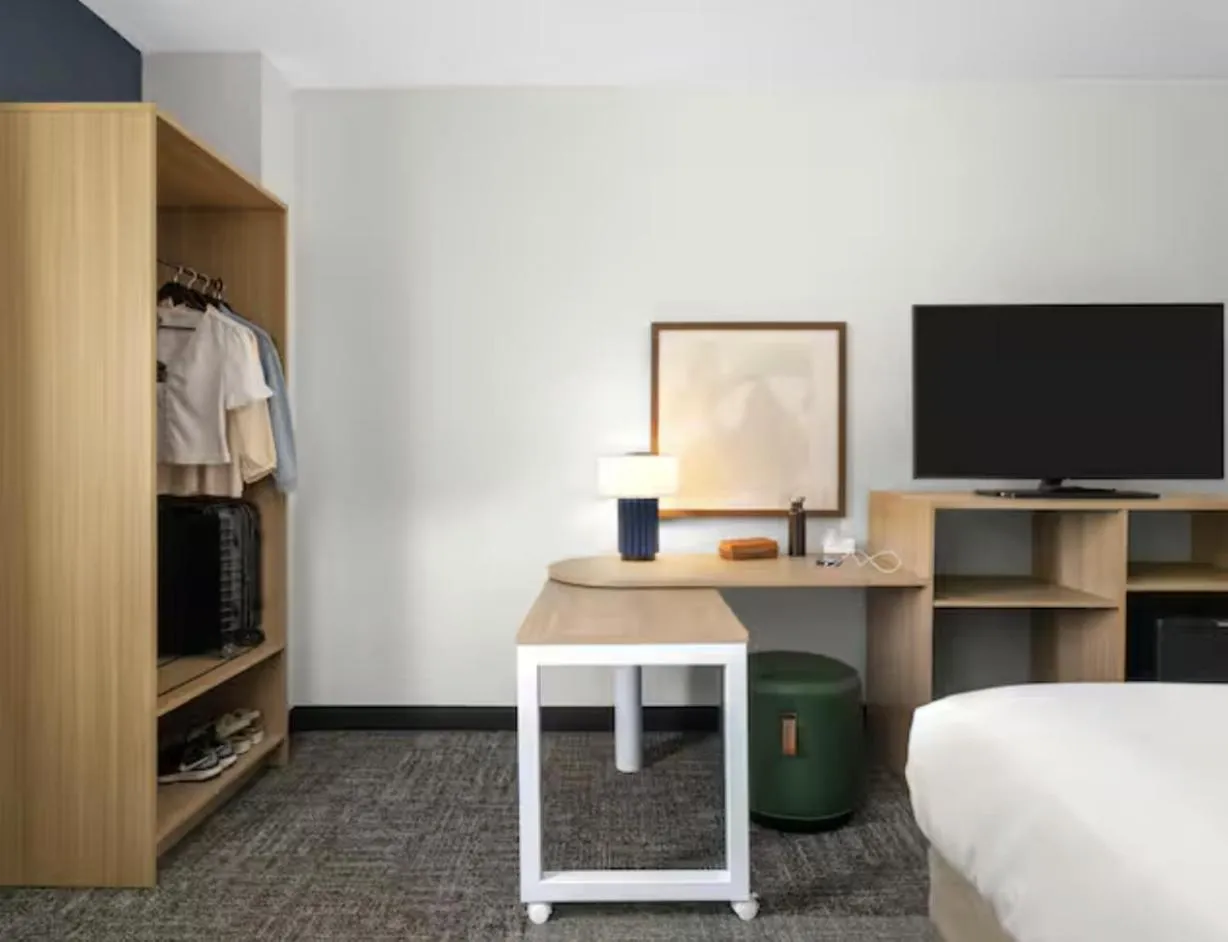 Bed in Spark by Hilton Bardstown