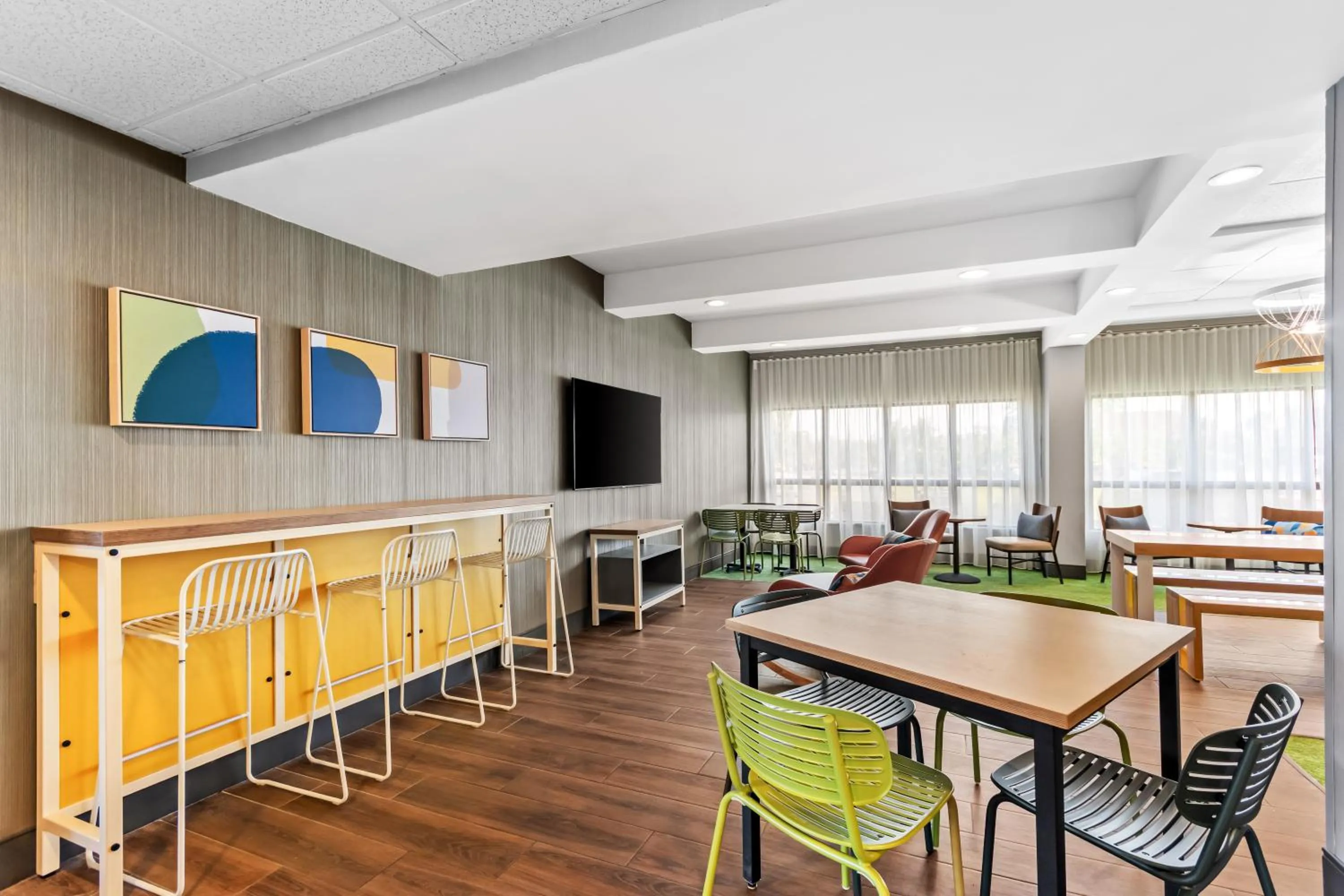 Spark by Hilton Bardstown