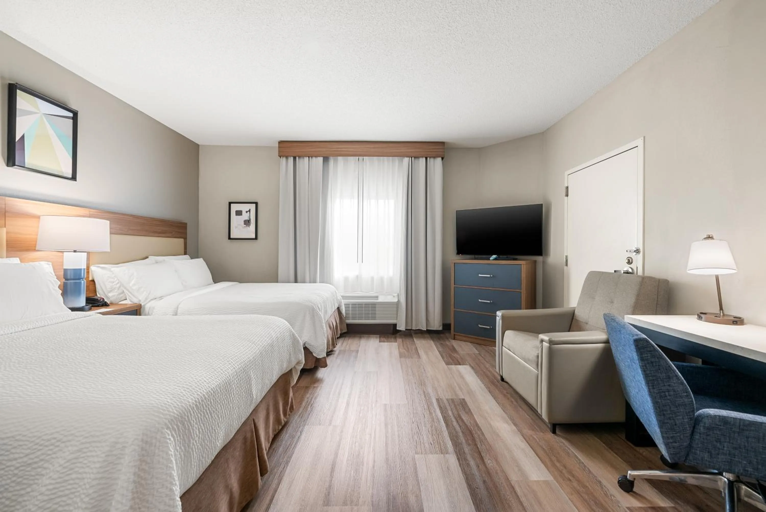 Bed in Candlewood Suites Bordentown-Trenton by IHG