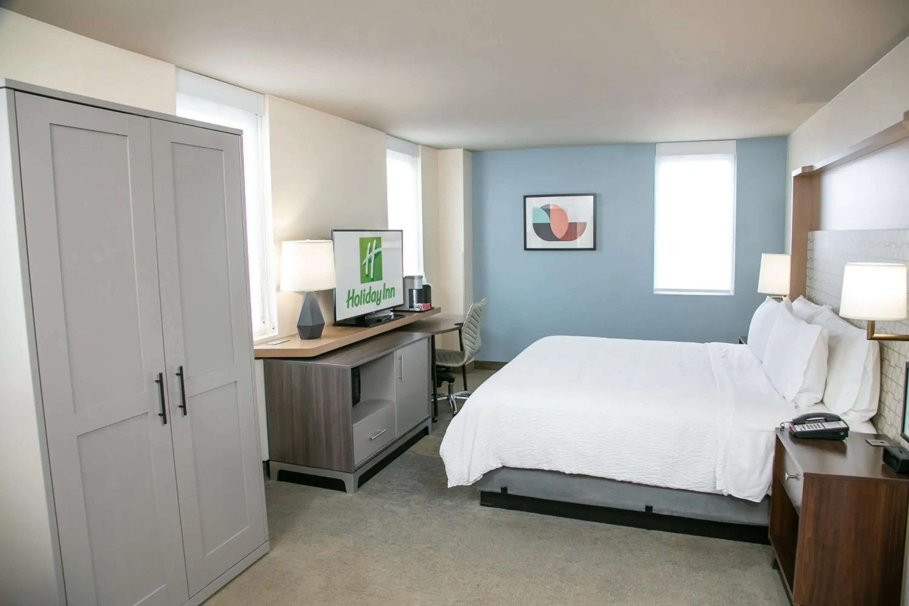 Double Room - Mobility Access Tub/Non-Smoking in Holiday Inn Metairie New Orleans by IHG Double Room - Mobility Access Tub/Non-Smoking in Holiday Inn Metairie New Orleans by IHG