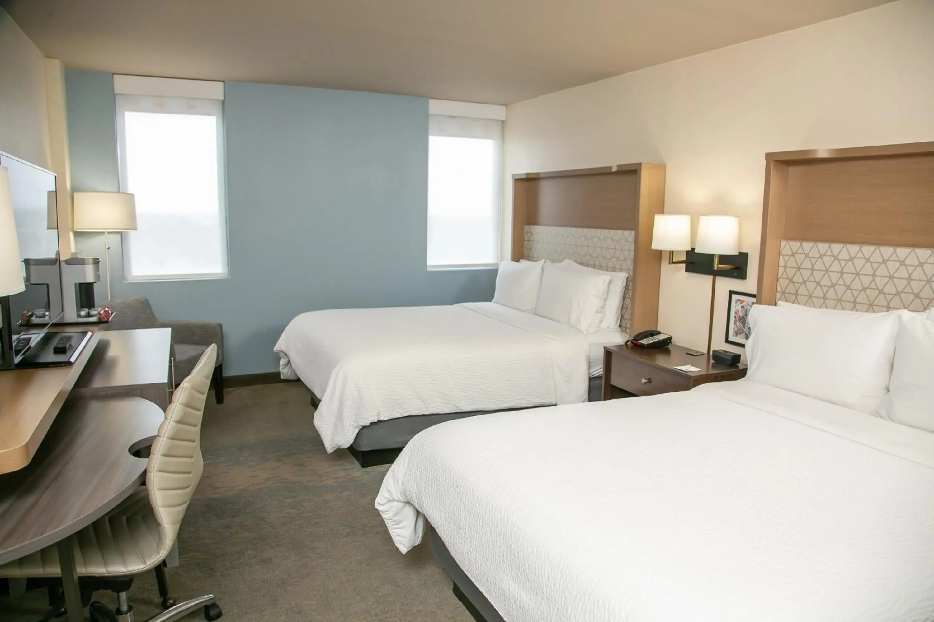 Standard Room with Two Queen Beds in Holiday Inn Metairie New Orleans by IHG Standard Room with Two Queen Beds in Holiday Inn Metairie New Orleans by IHG