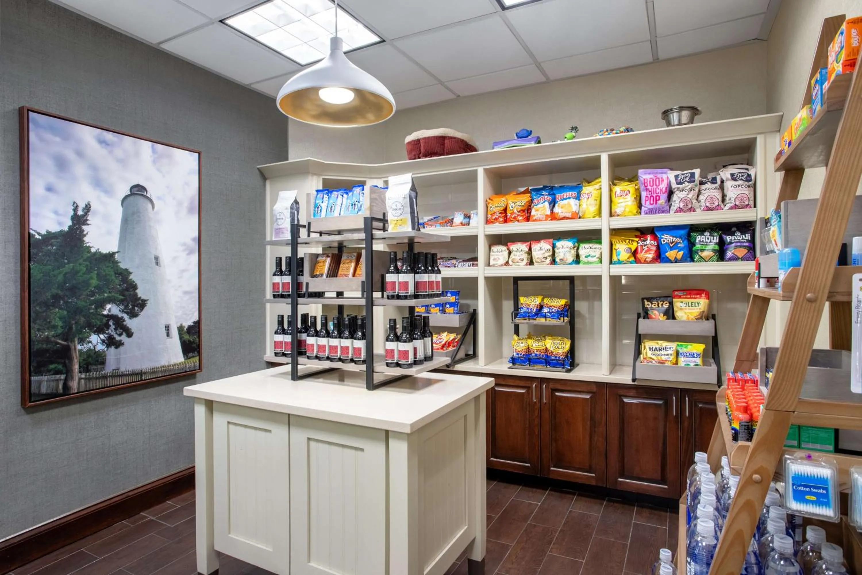 Restaurant/places to eat in Homewood Suites by Hilton Davidson