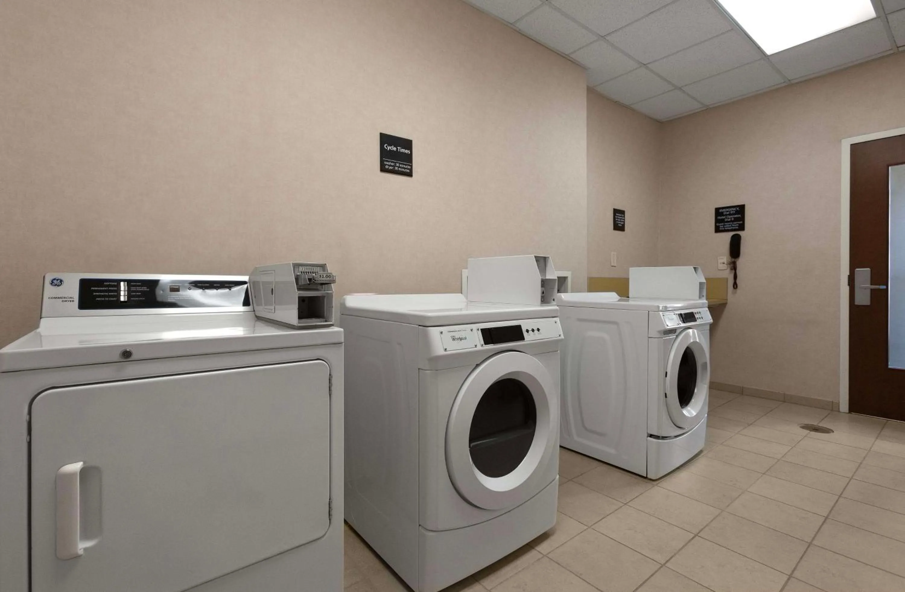 laundry in Hampton Inn Belmont at Montcross