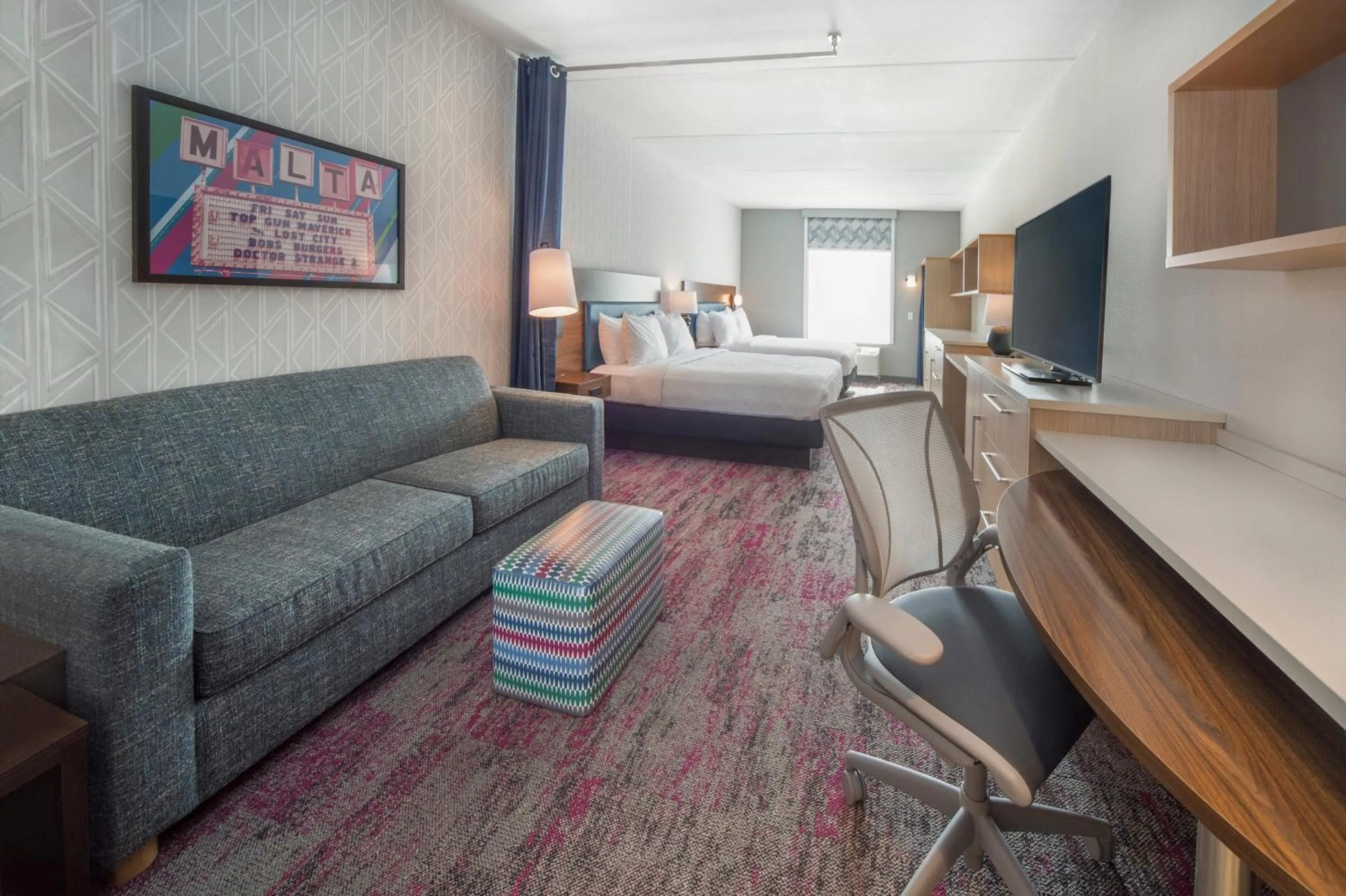 Bed in Home2 Suites by Hilton Saratoga Malta