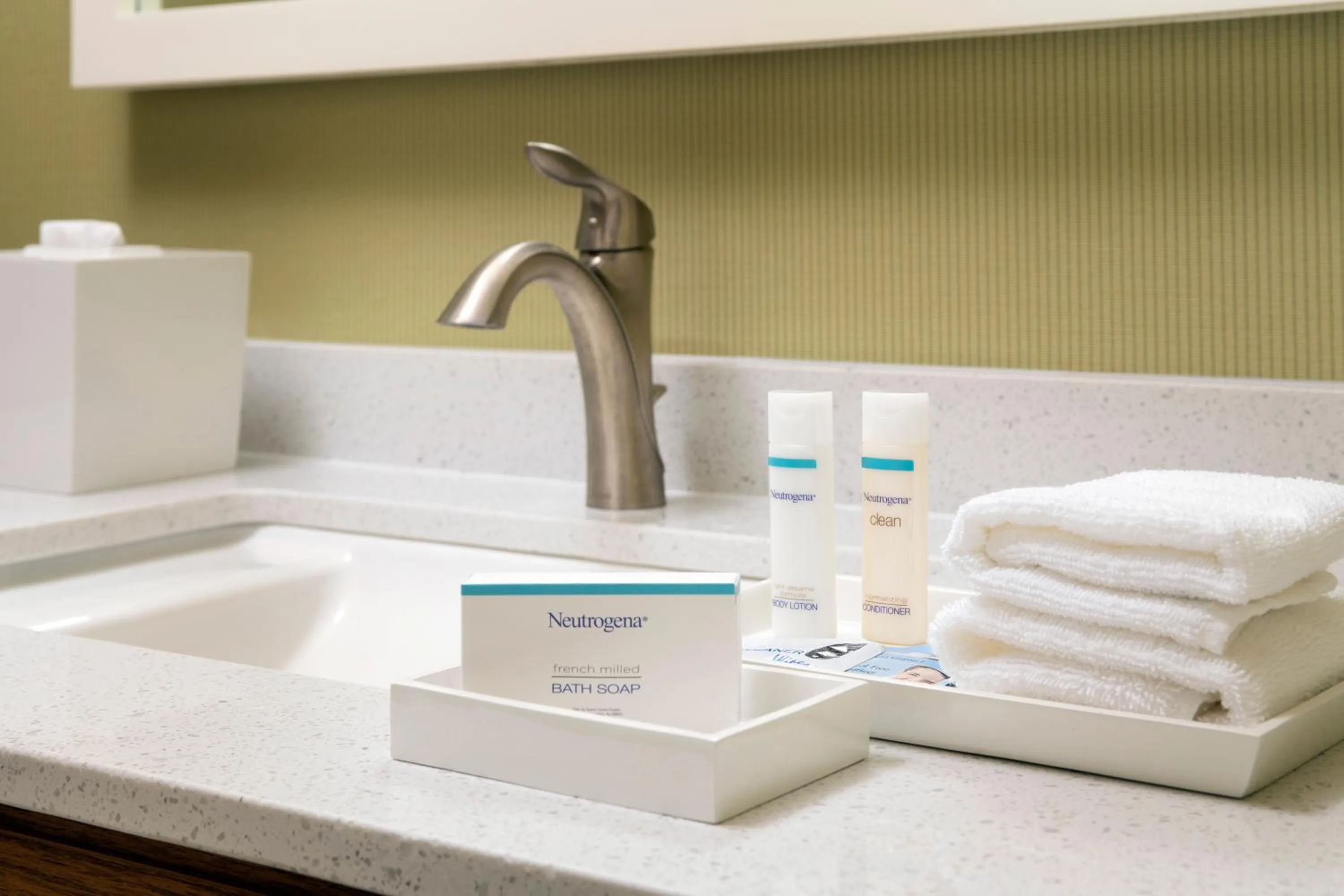 Bathroom in Home2 Suites by Hilton Denver International Airport