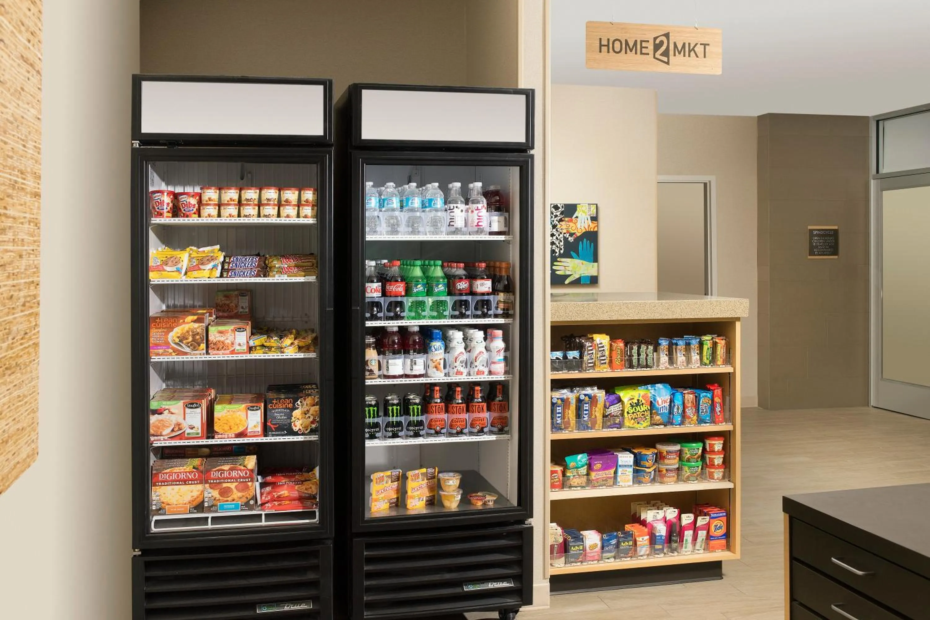 Food and drinks in Home2 Suites by Hilton Denver International Airport