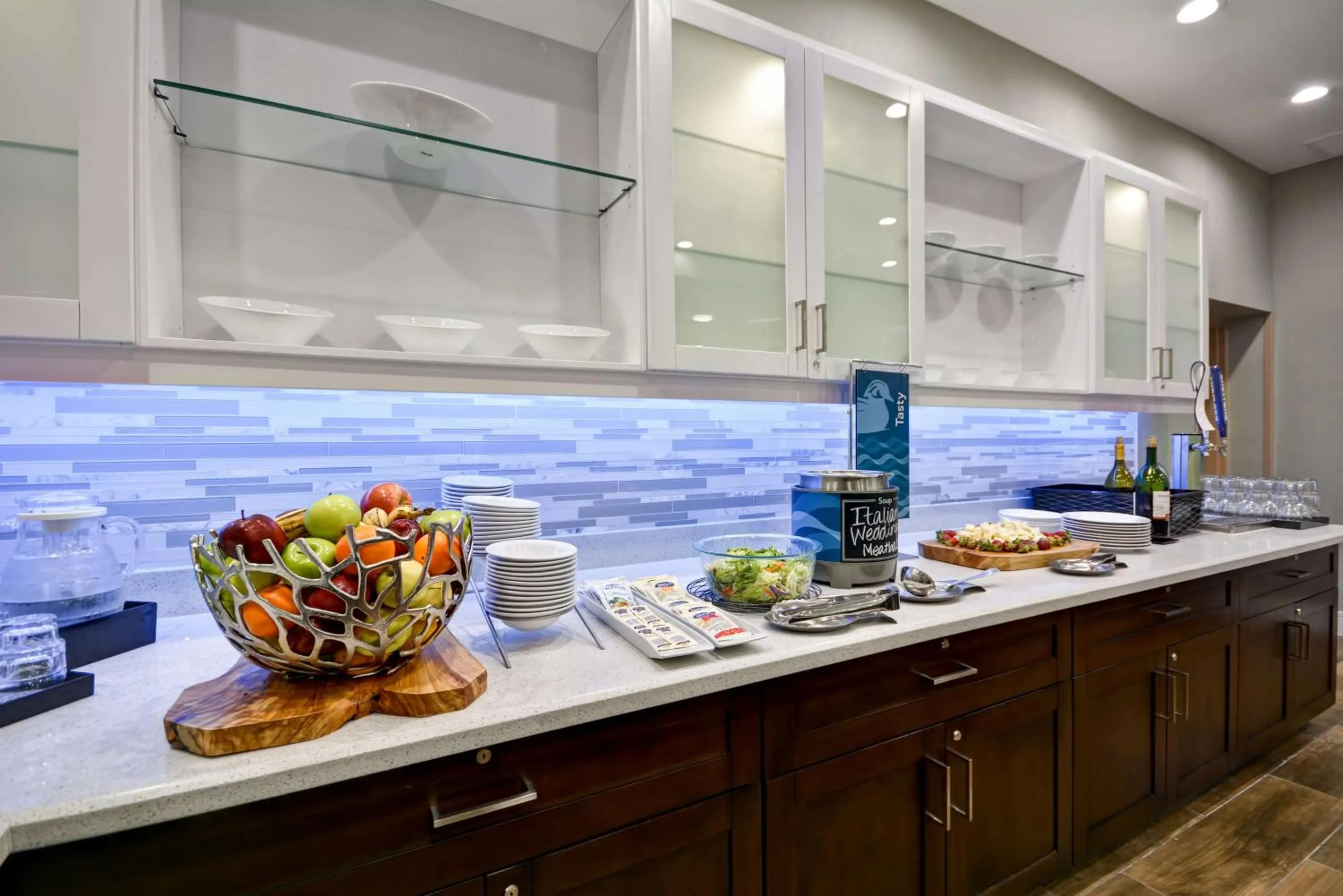 Restaurant/places to eat in Homewood Suites By Hilton Galveston