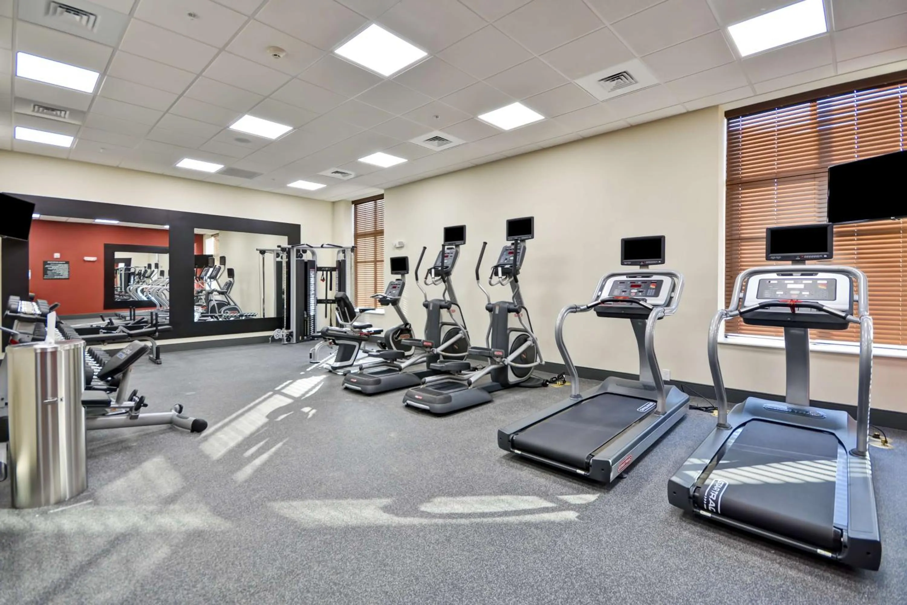 Fitness centre/facilities in Homewood Suites By Hilton Galveston