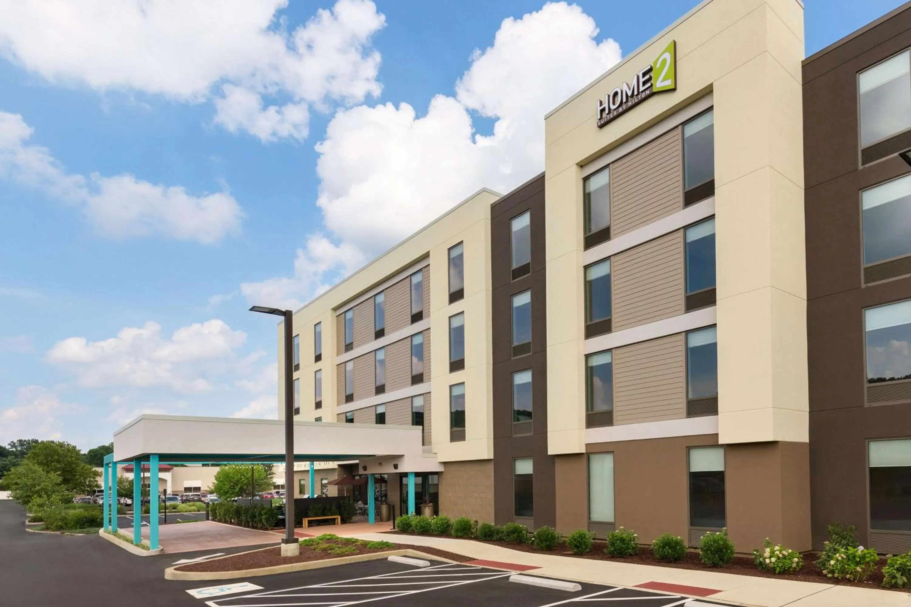 Property building in Home2 Suites by Hilton Downingtown Exton Route 30