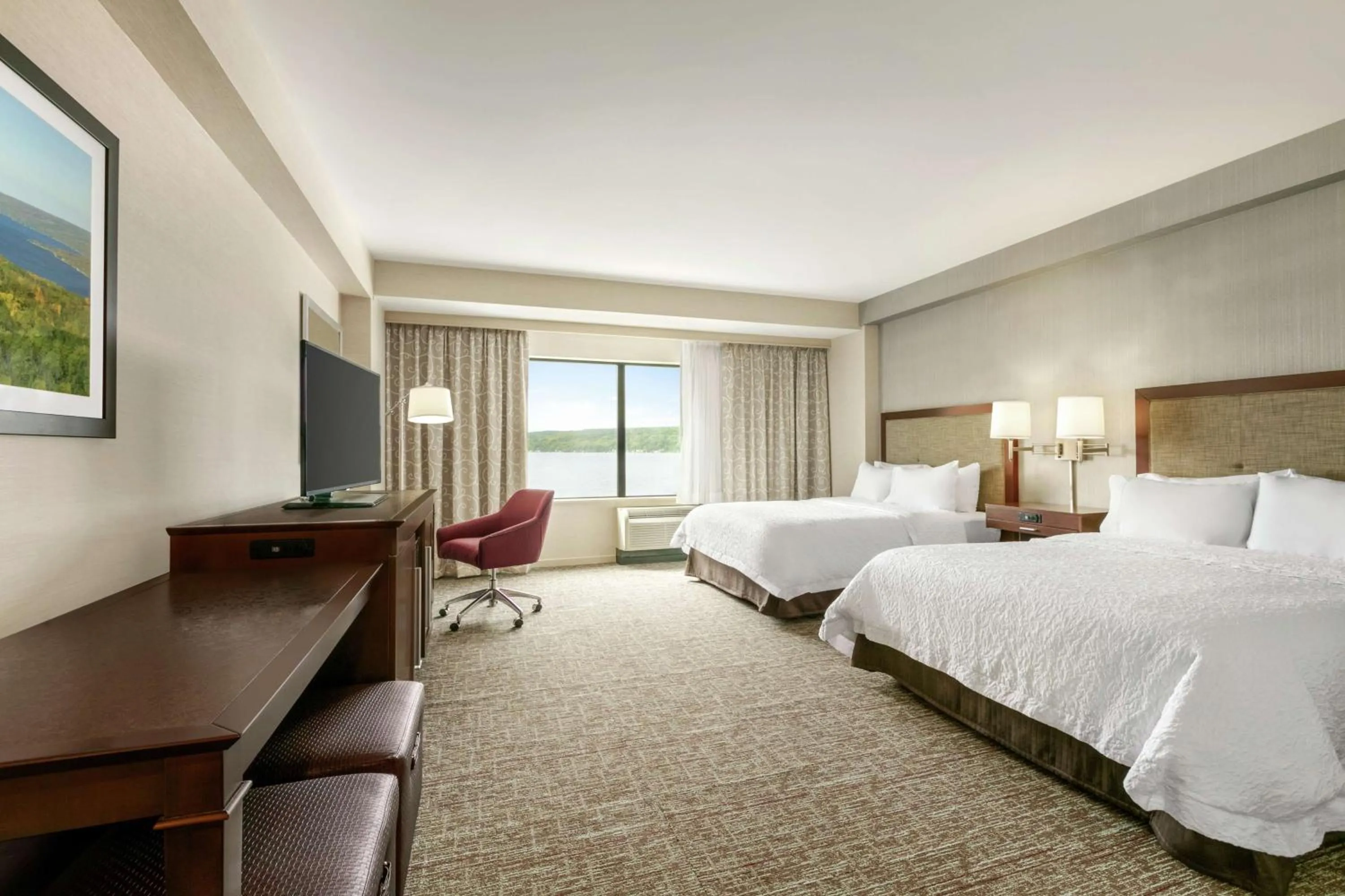 Bedroom, Bed in Hampton Inn Penn Yan, NY