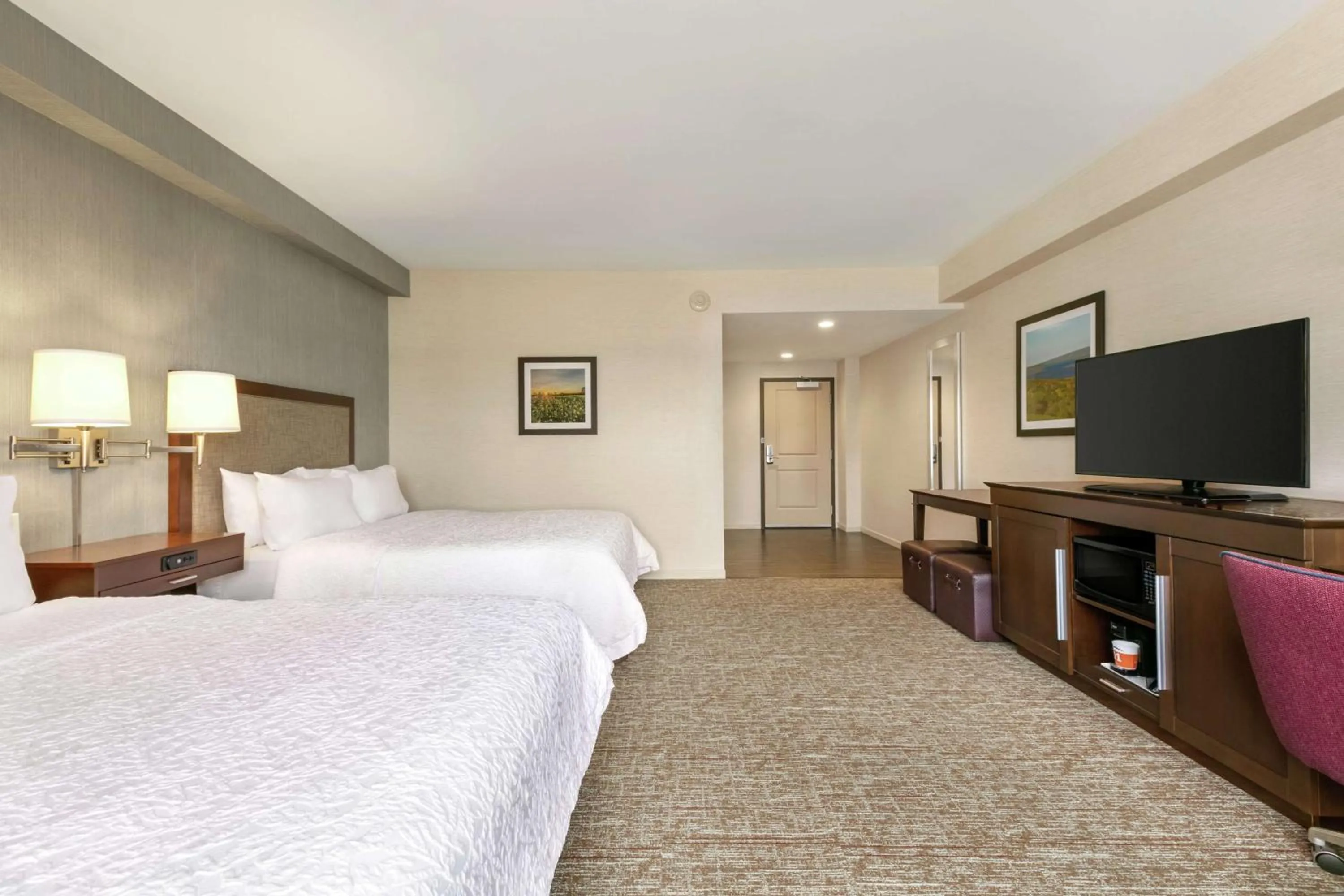 Bedroom, Bed in Hampton Inn Penn Yan, NY