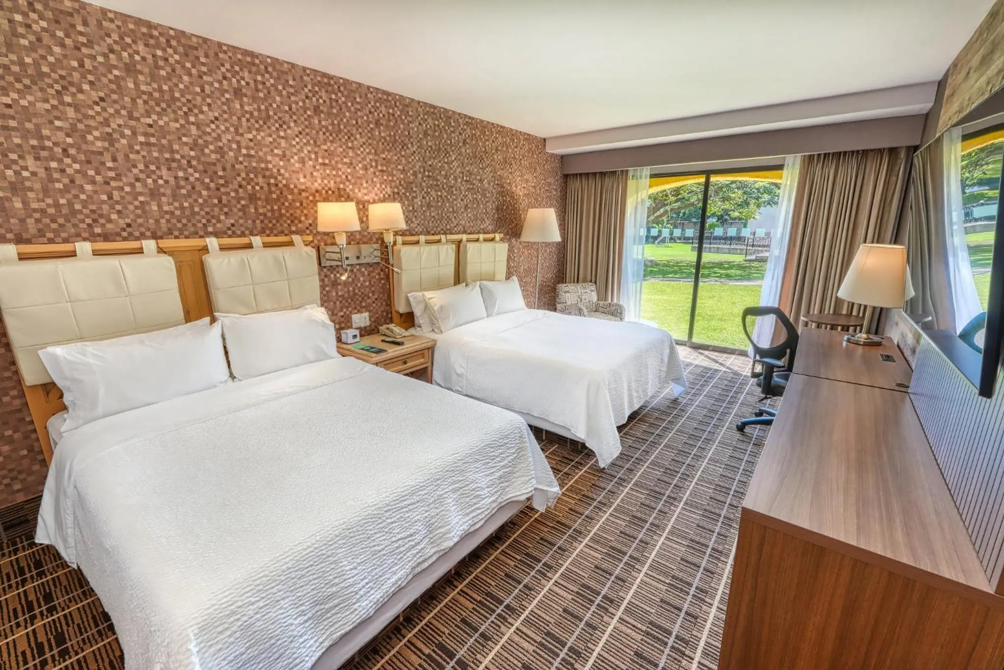 Photo of the whole room, Bed in Holiday Inn Queretaro Centro Historico by IHG