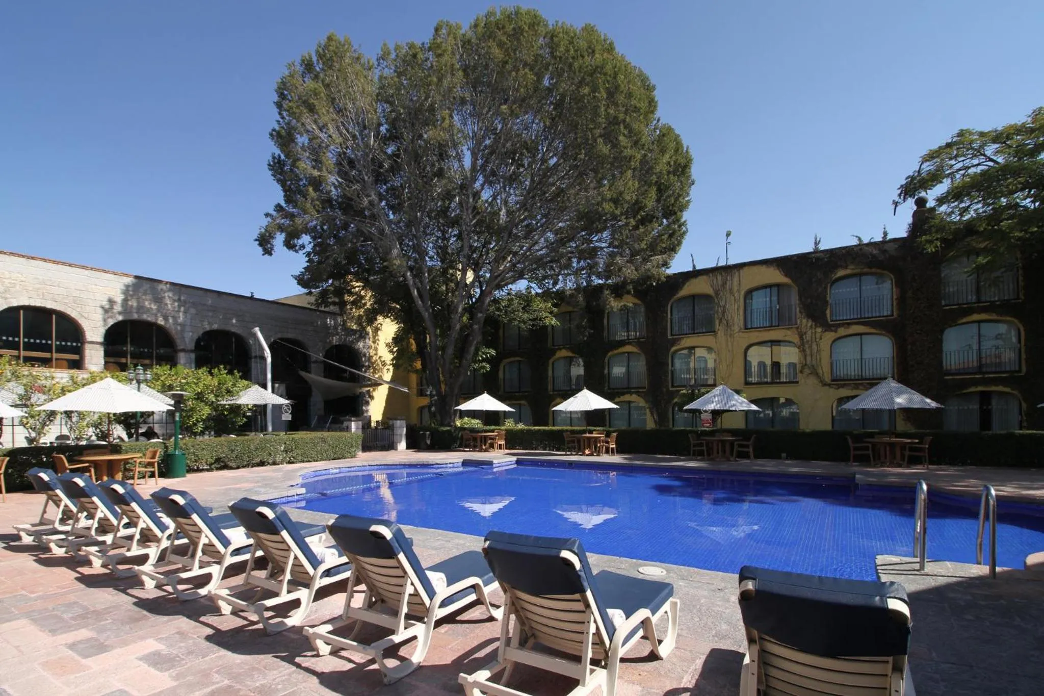 Swimming pool in Holiday Inn Queretaro Centro Historico by IHG