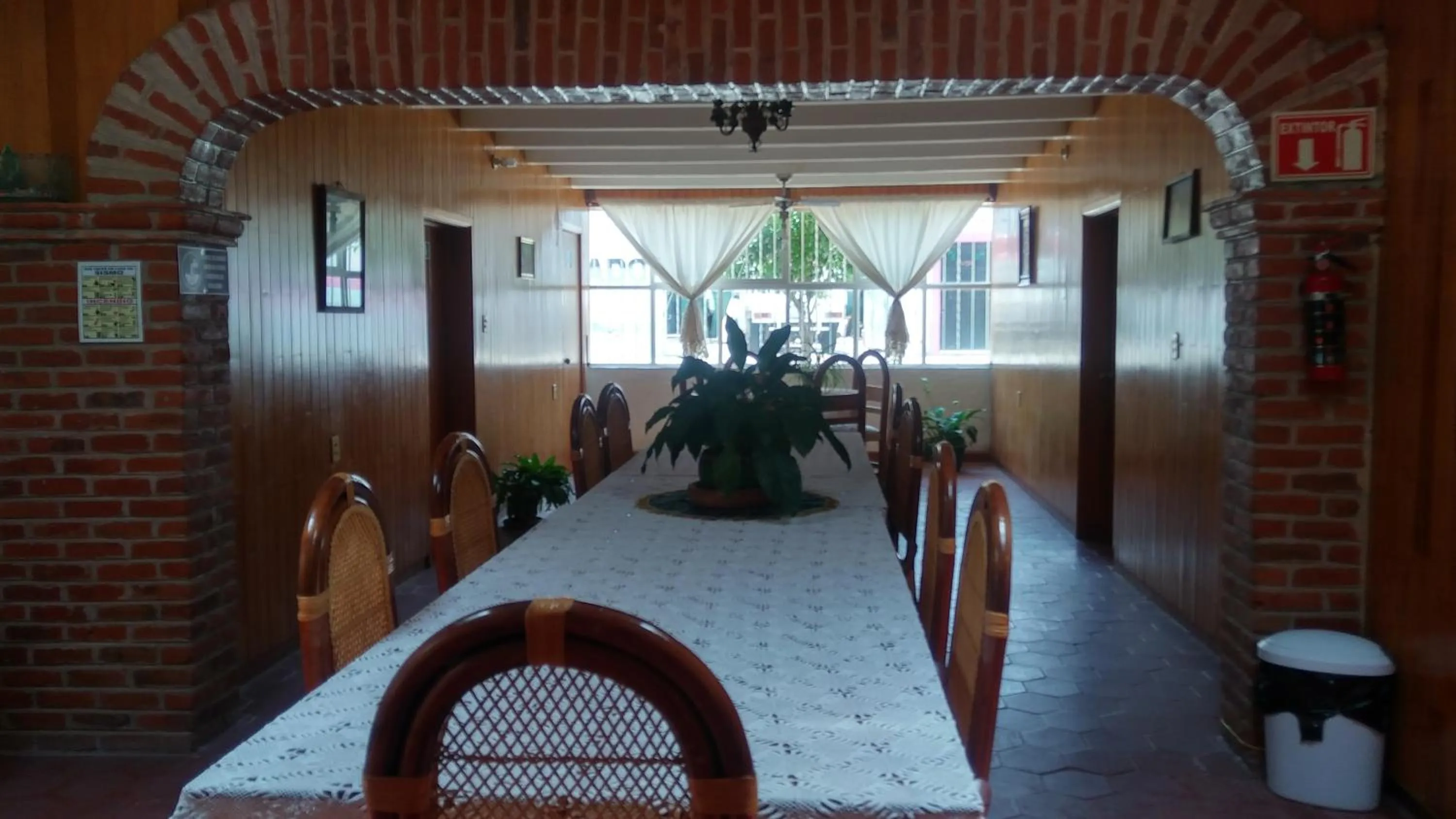 Dining area, Restaurant/Places to Eat in Hotel Elohim by Rotamundos