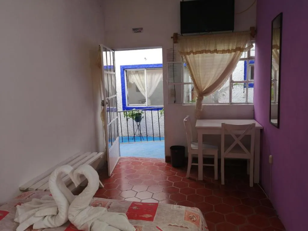 Hotel Elohim by Rotamundos