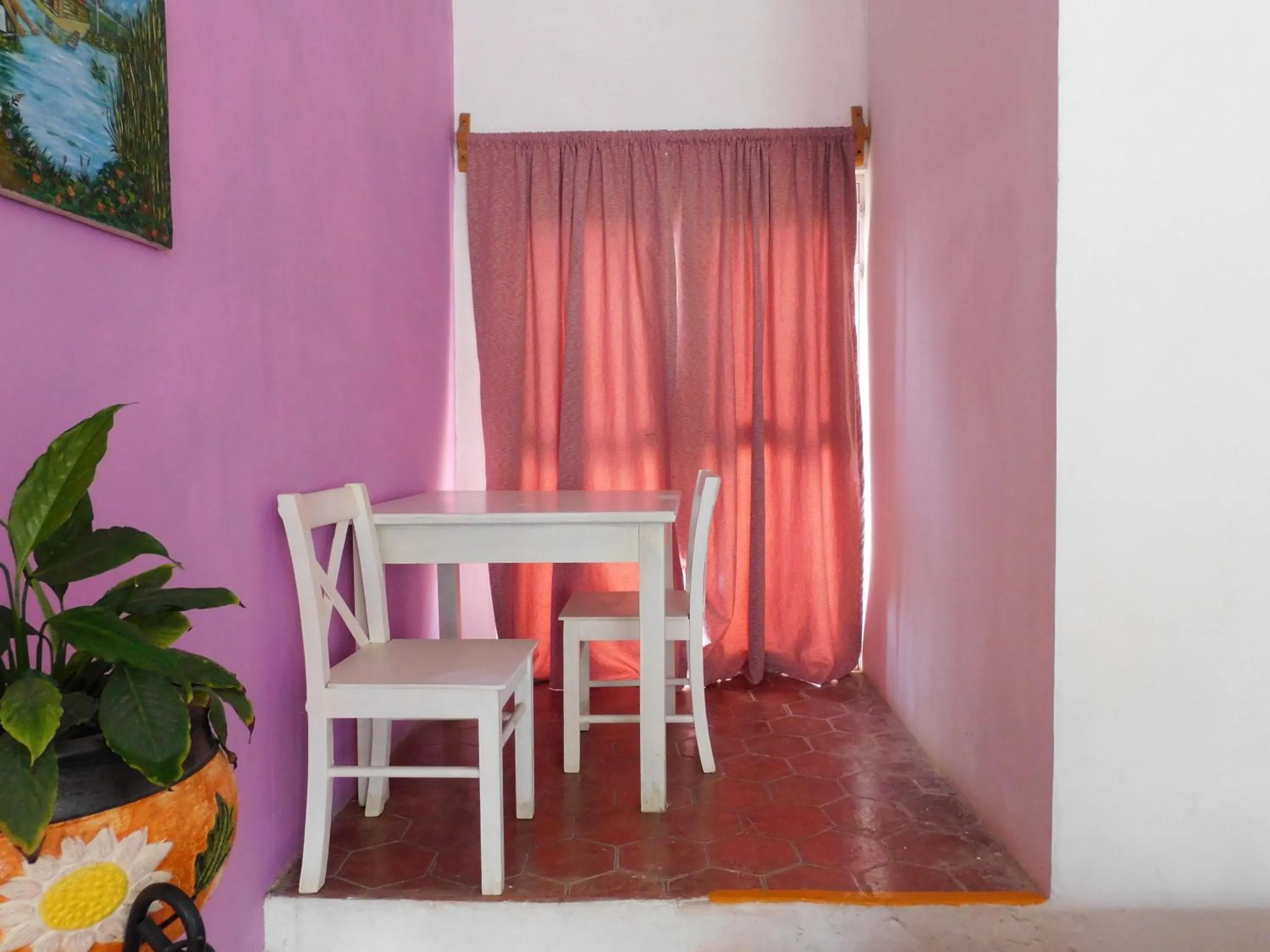 Dining Area in Hotel Elohim by Rotamundos