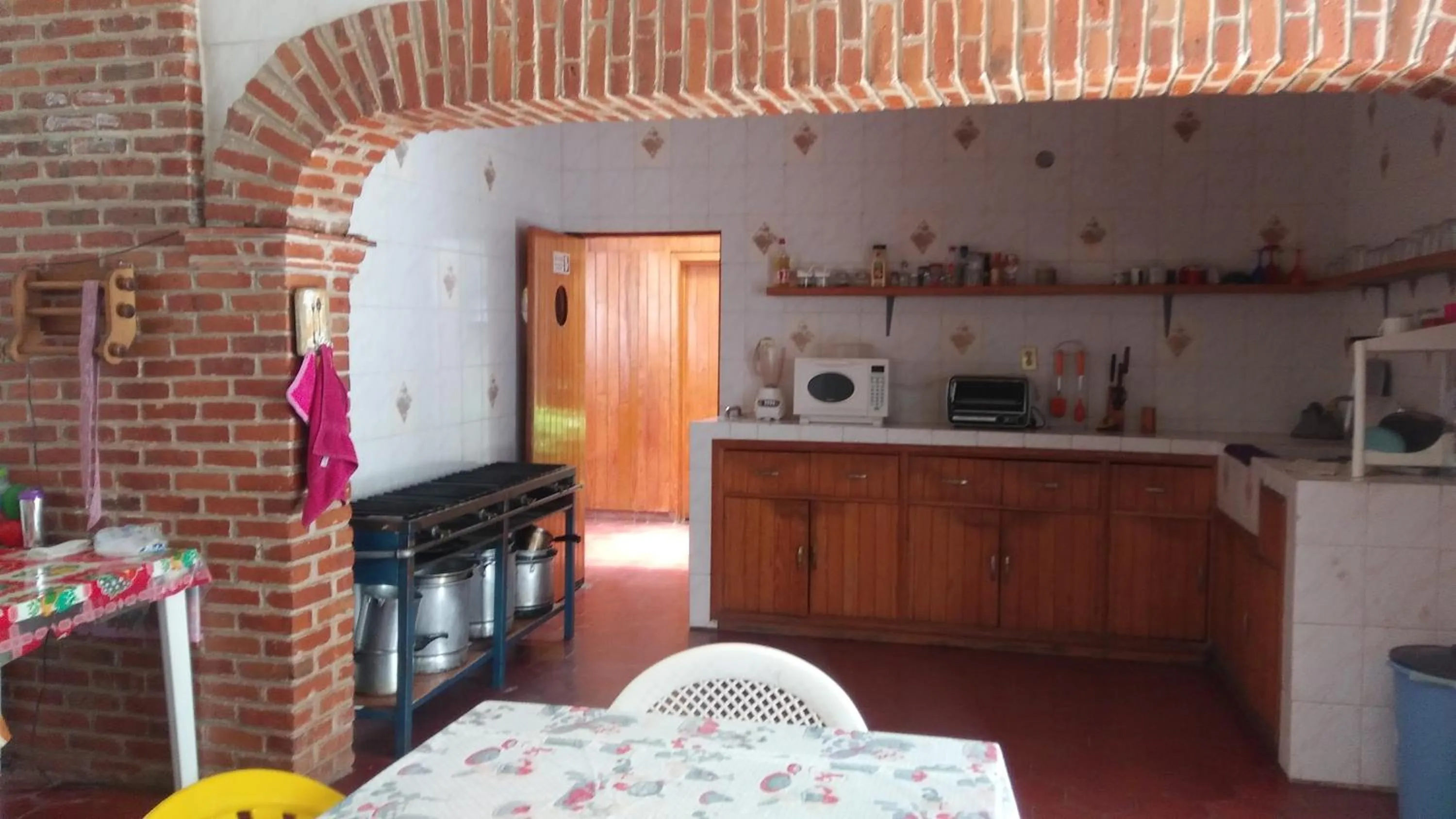 Kitchen or kitchenette, Kitchen/Kitchenette in Hotel Elohim by Rotamundos