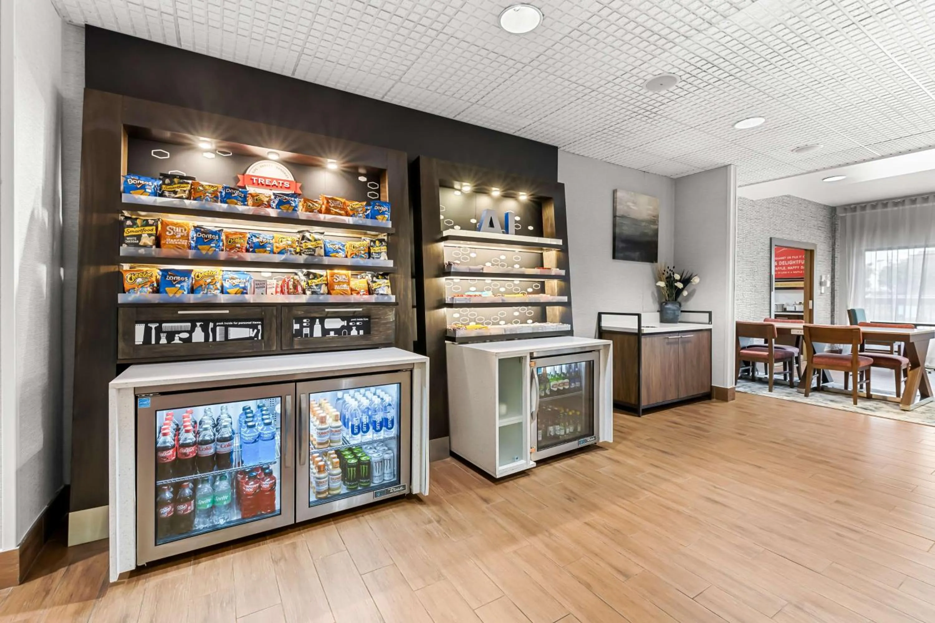 Restaurant/places to eat in Hampton Inn Florence Midtown near University of North Alabama