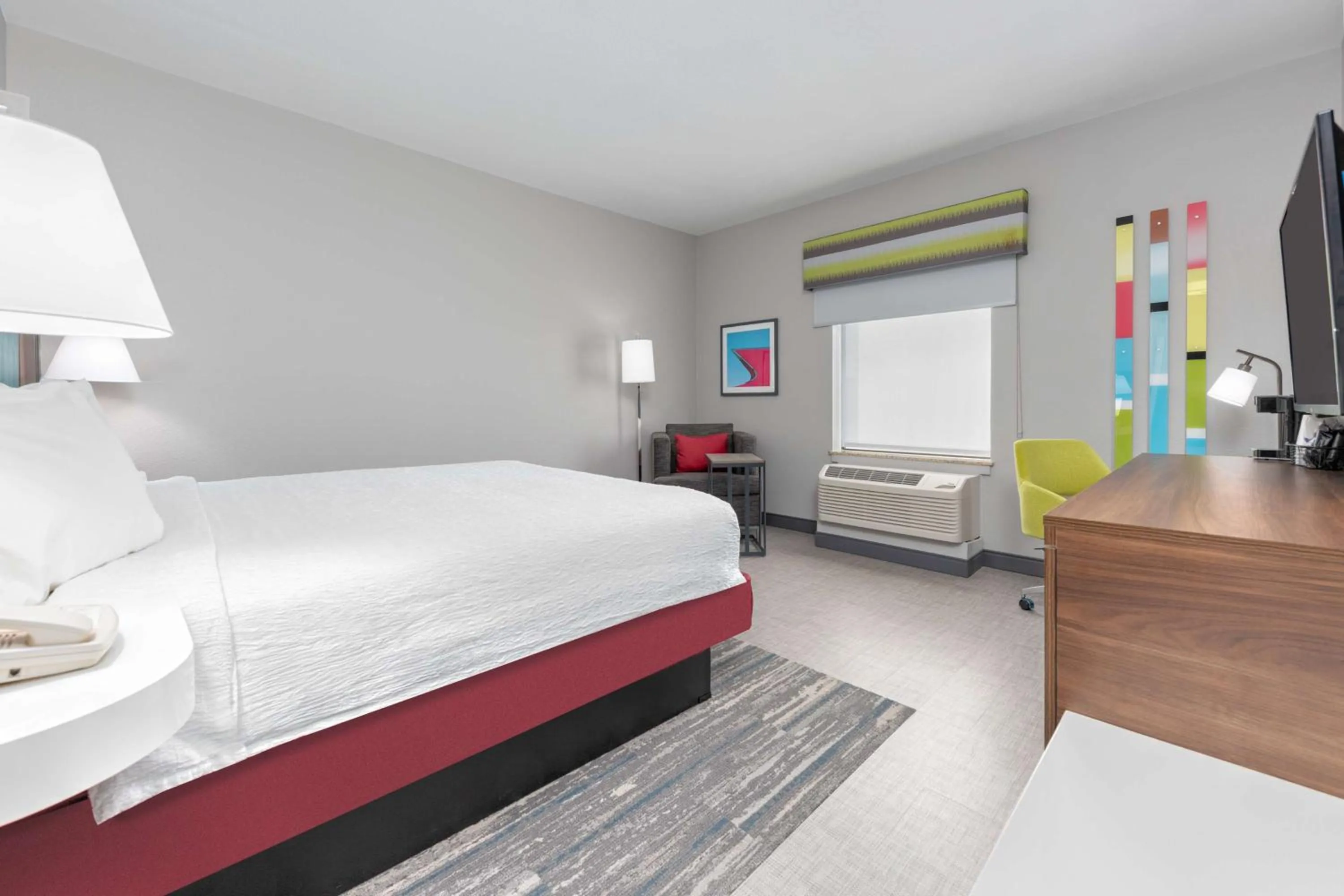 Photo of the whole room, Bed in Hampton Inn and Suites Lake Jackson-Clute