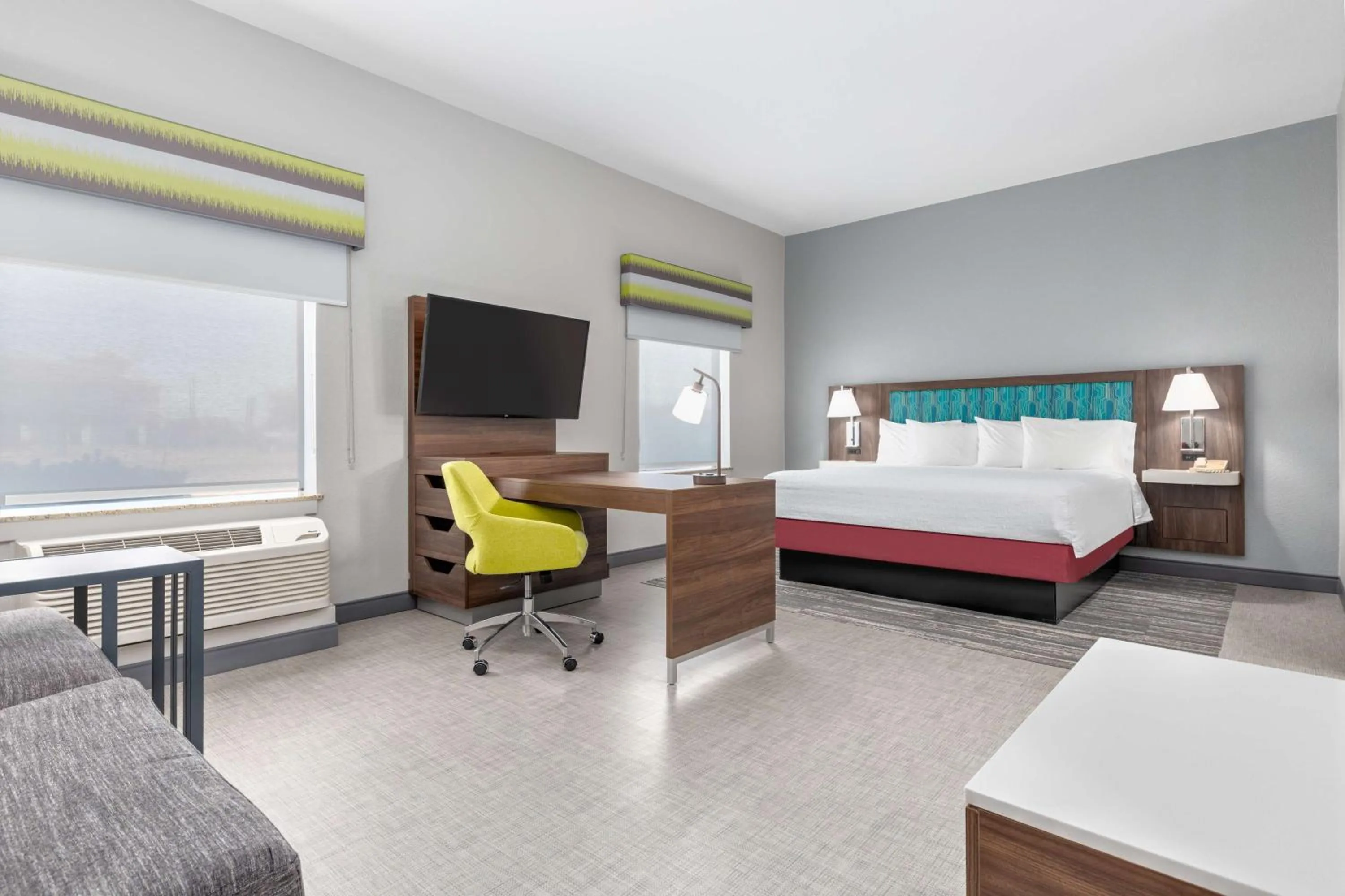 Bedroom, Bed in Hampton Inn and Suites Lake Jackson-Clute