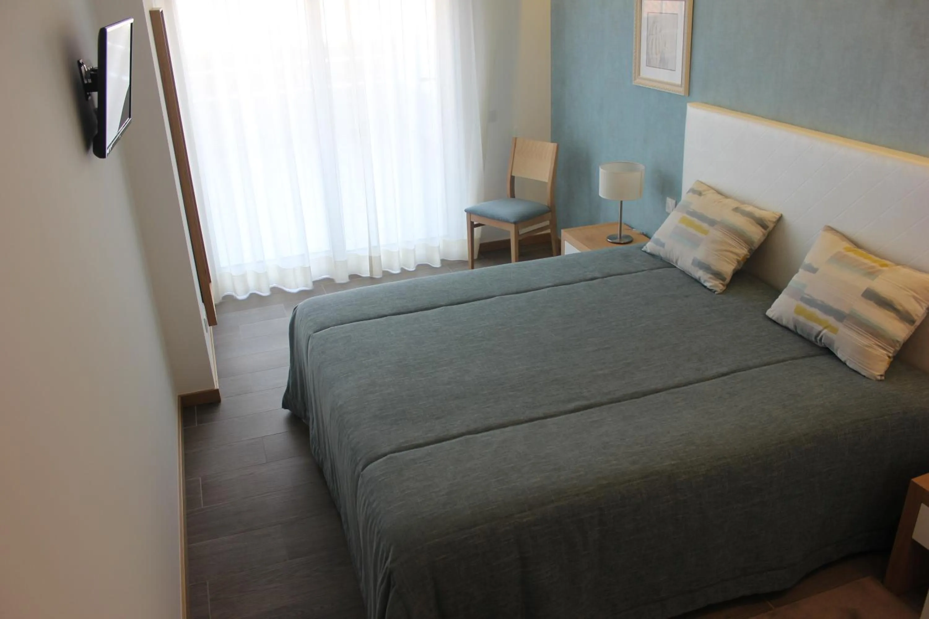 Bedroom, Bed in Apartamentos Turisticos da Nazare