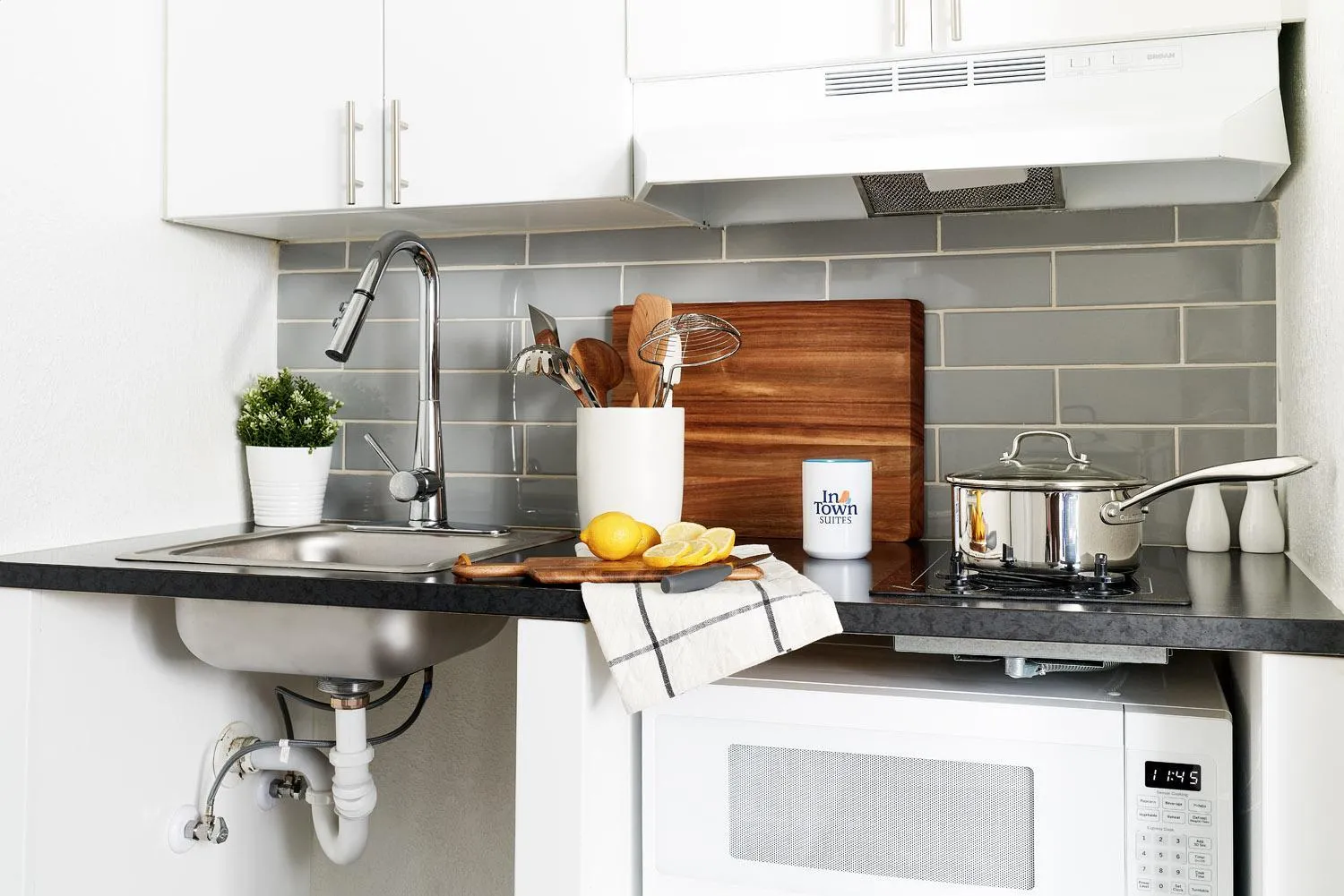 Kitchen or kitchenette in InTown Suites Extended Stay Houston TX - West