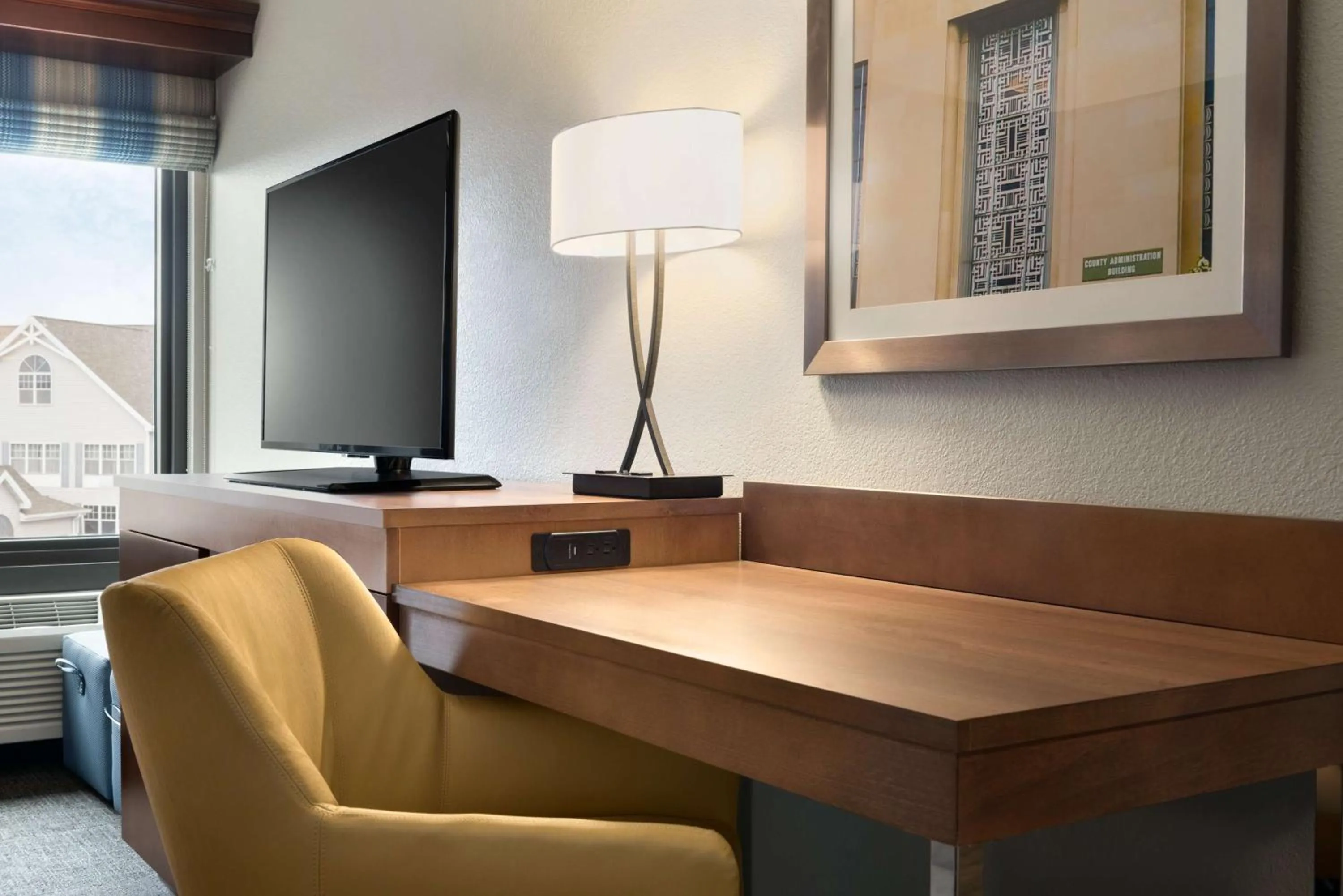 Bed in Hampton Inn Appleton-Fox River Mall Area