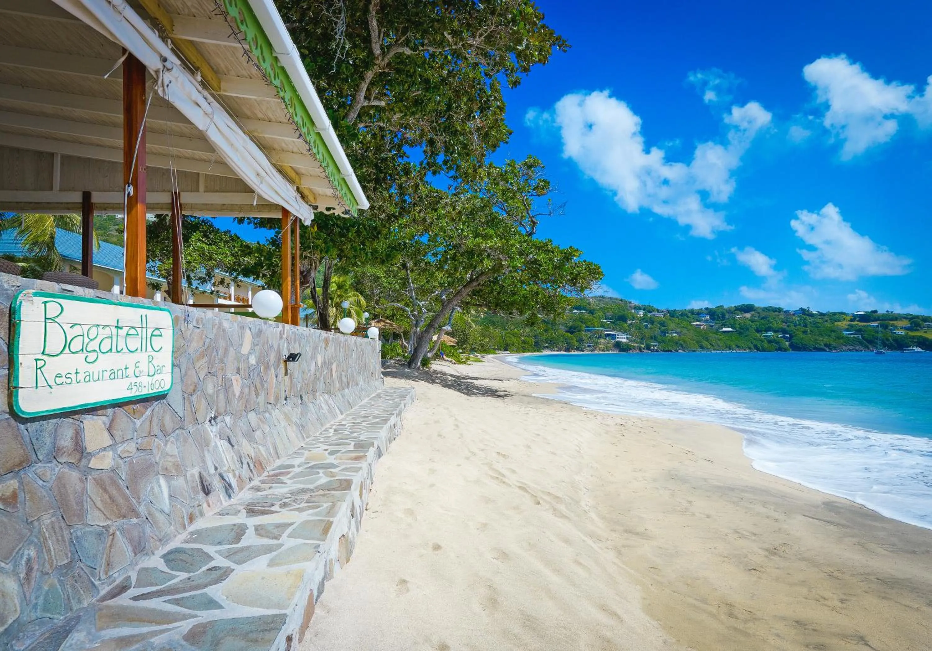 Restaurant/places to eat in Bequia Beach Hotel - Luxury Boutique Resort