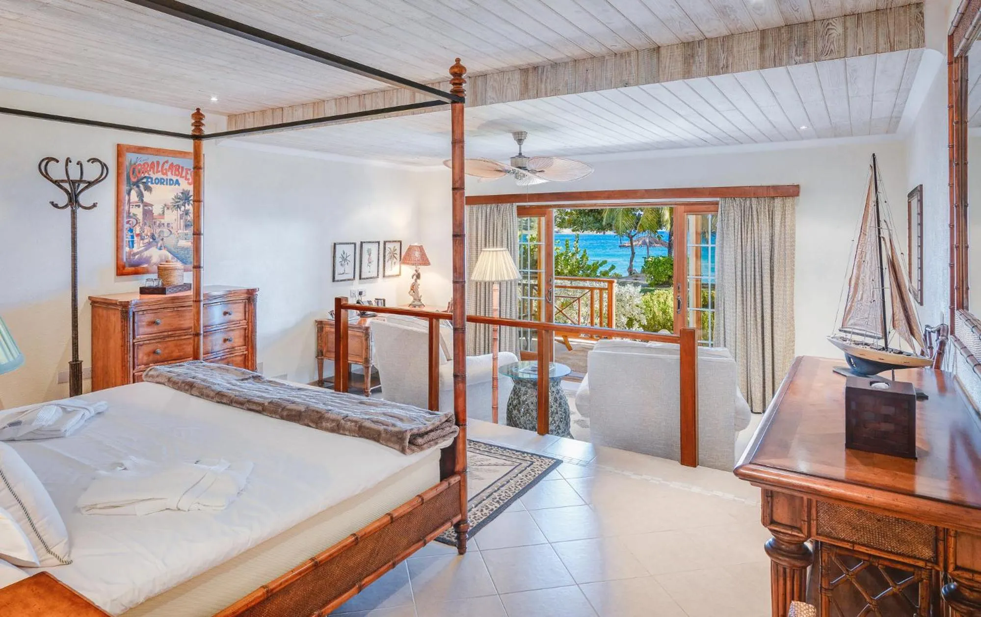 Bed in Bequia Beach Hotel - Luxury Boutique Resort