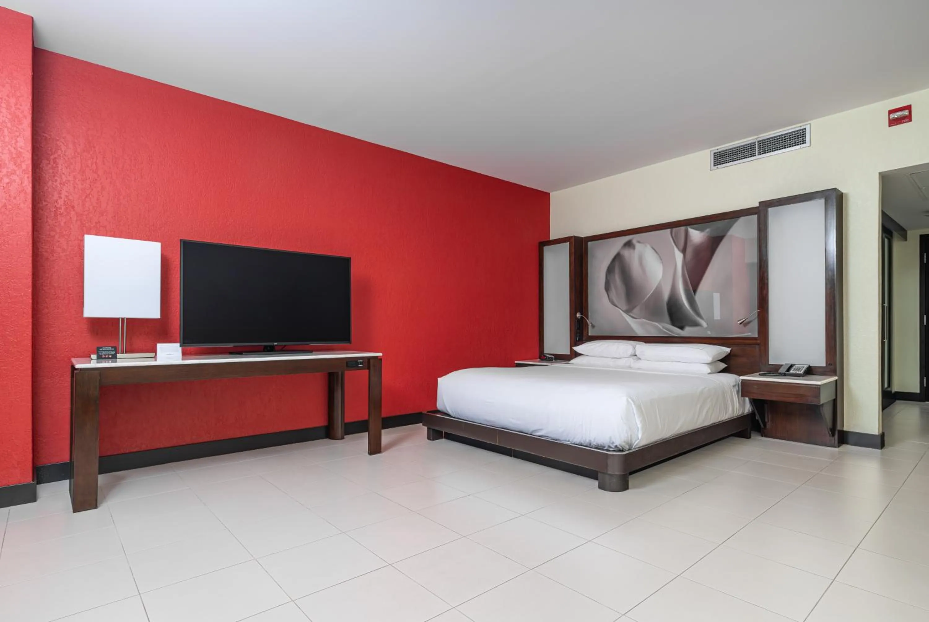 Bed in The Condado Plaza Hotel