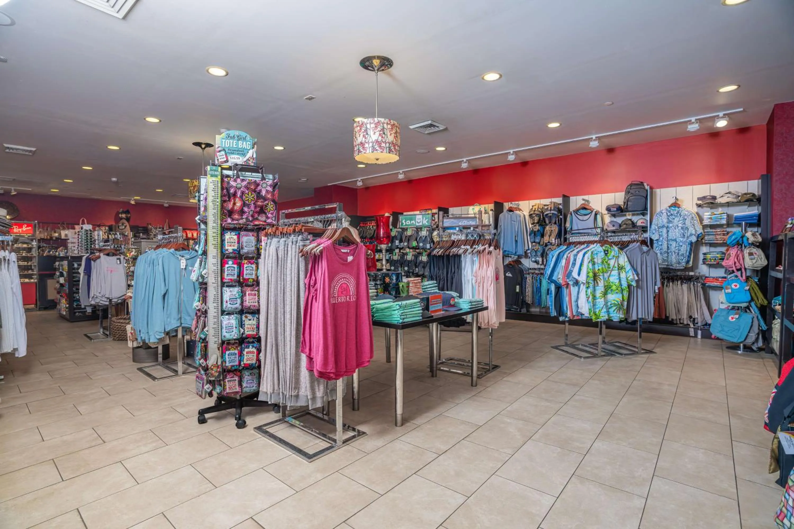 On-site shops in The Condado Plaza Hotel