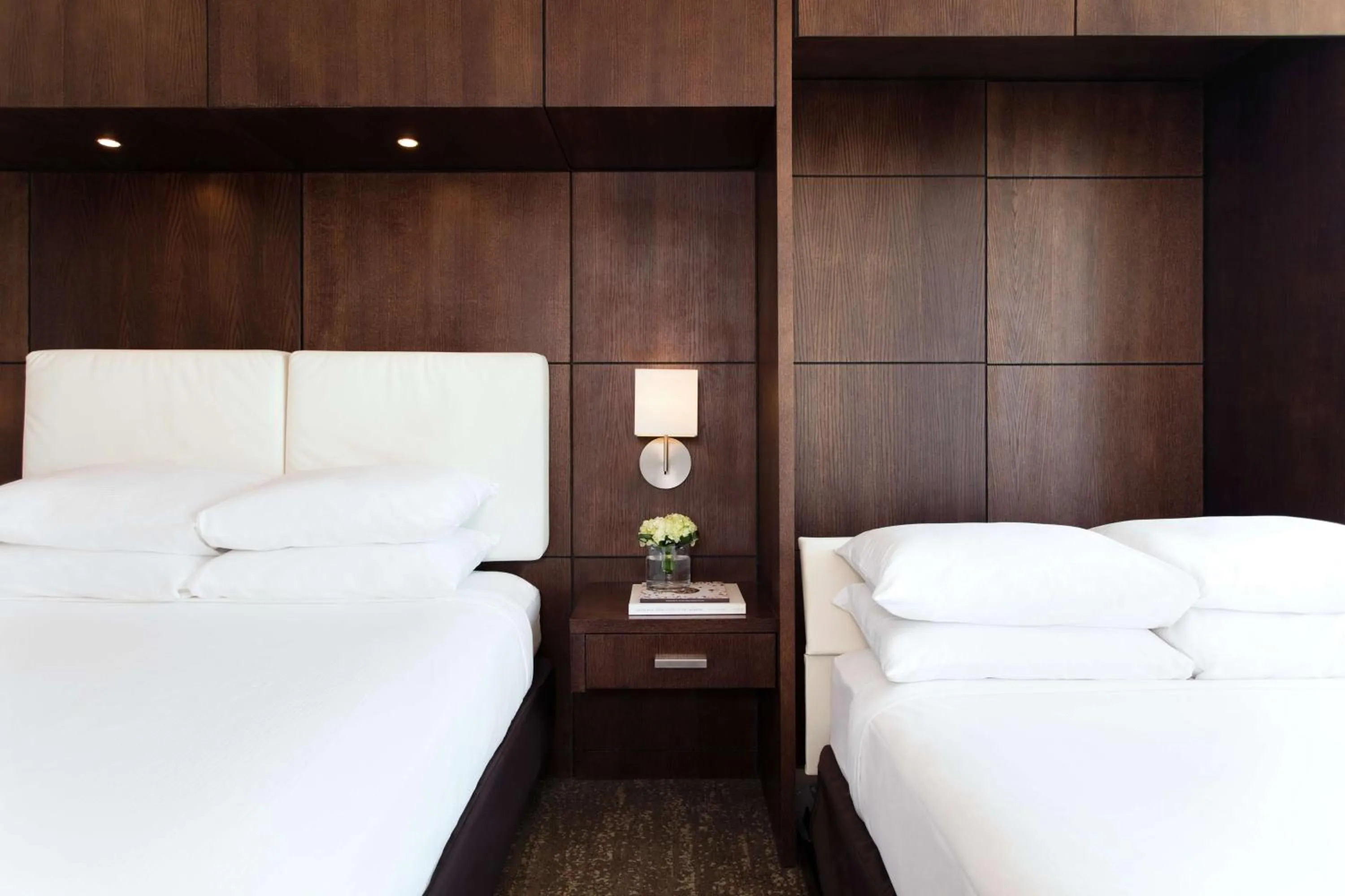 Bed in DoubleTree by Hilton San Juan