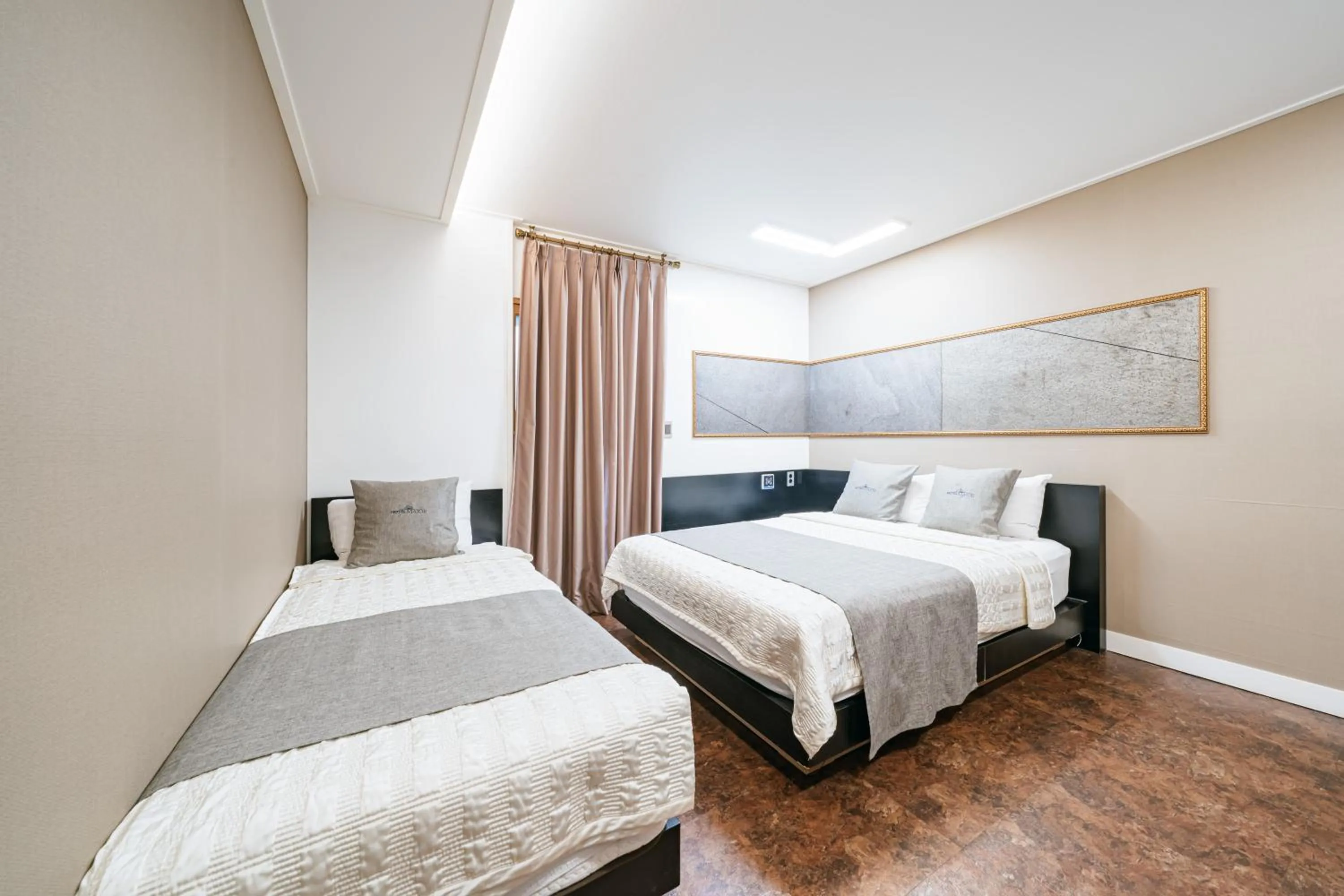 Bed in Major Hotel 2