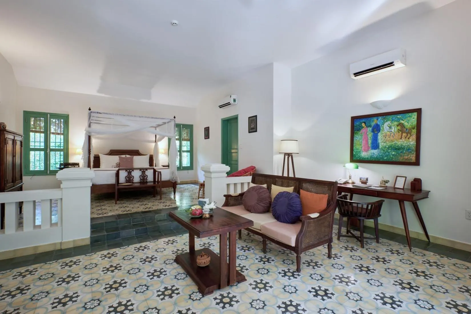 Library, Bed in Poulo Condor Boutique Resort & Spa