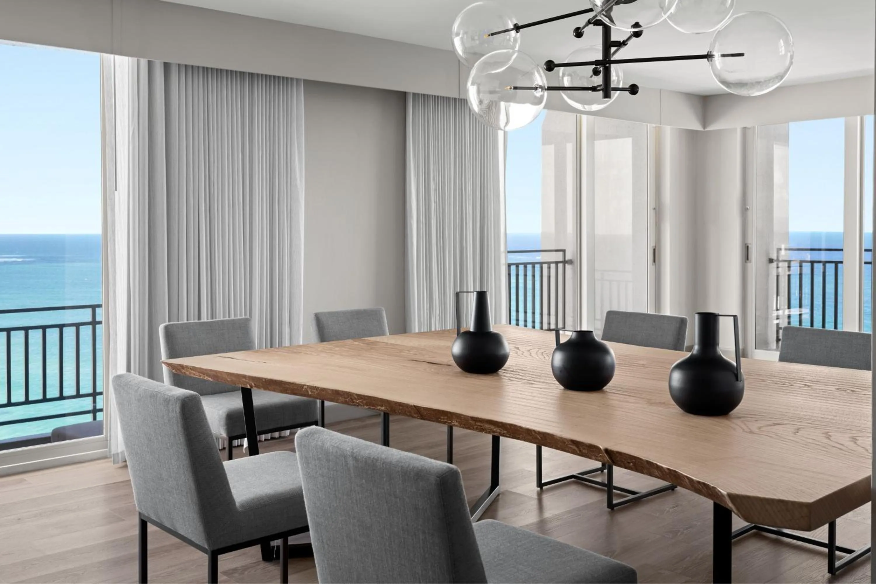 Photo of the whole room in San Juan Marriott Resort and Stellaris Casino