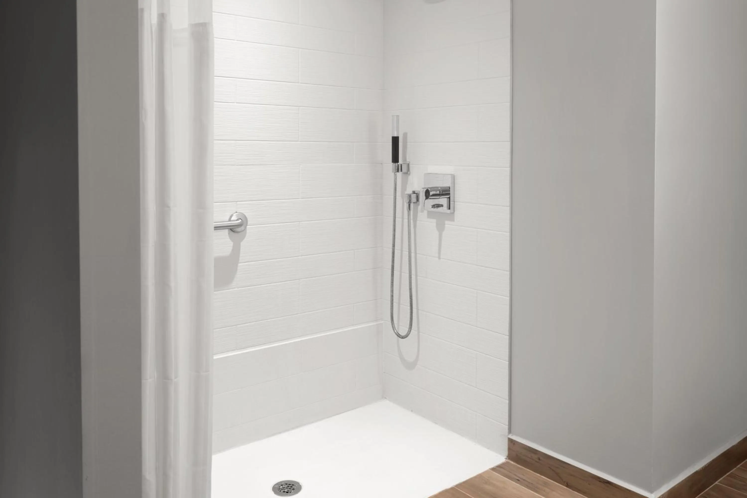 Bathroom in San Juan Marriott Resort and Stellaris Casino