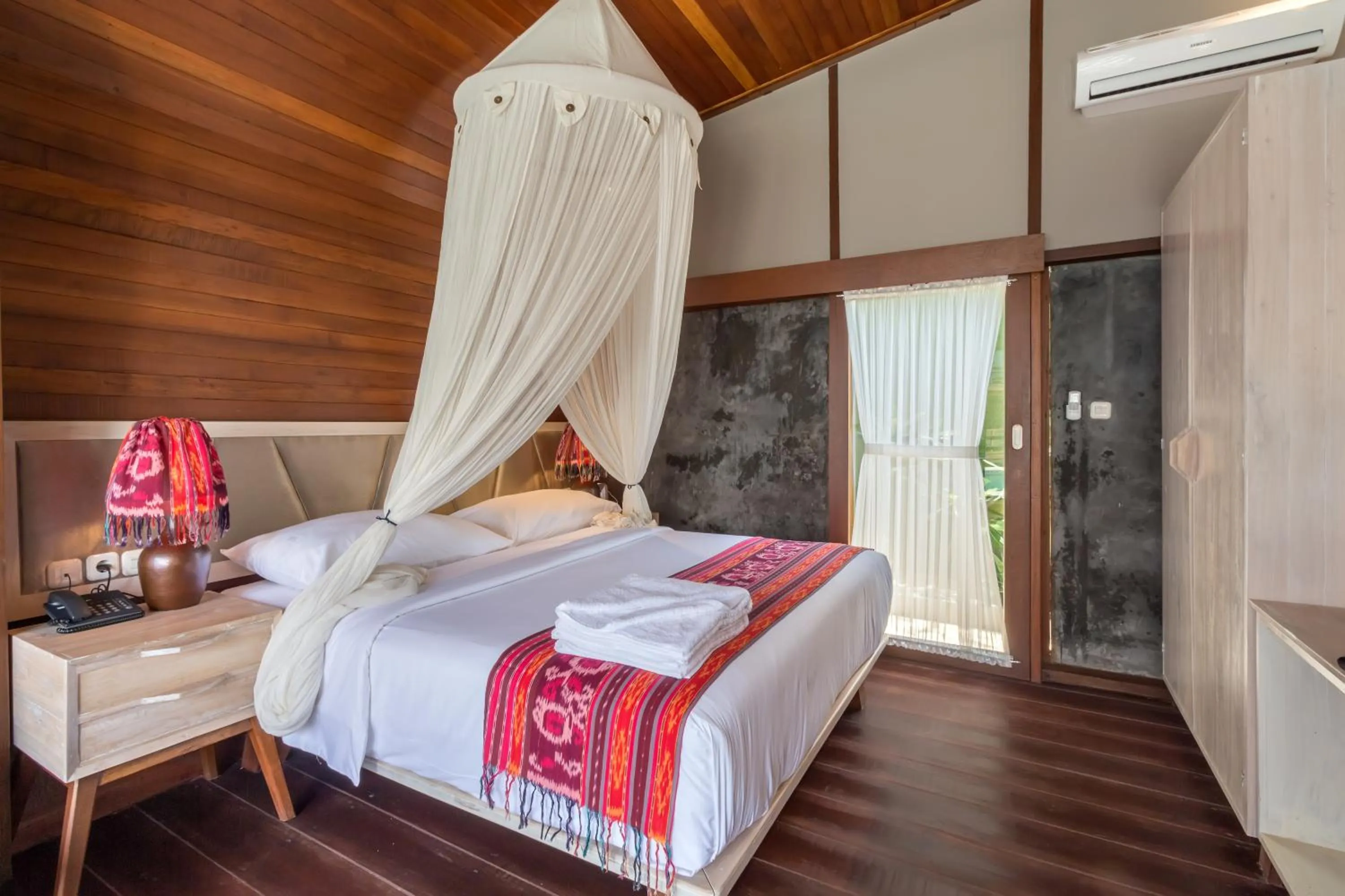 Photo of the whole room, Bed in Mola2 Resort Gili Air