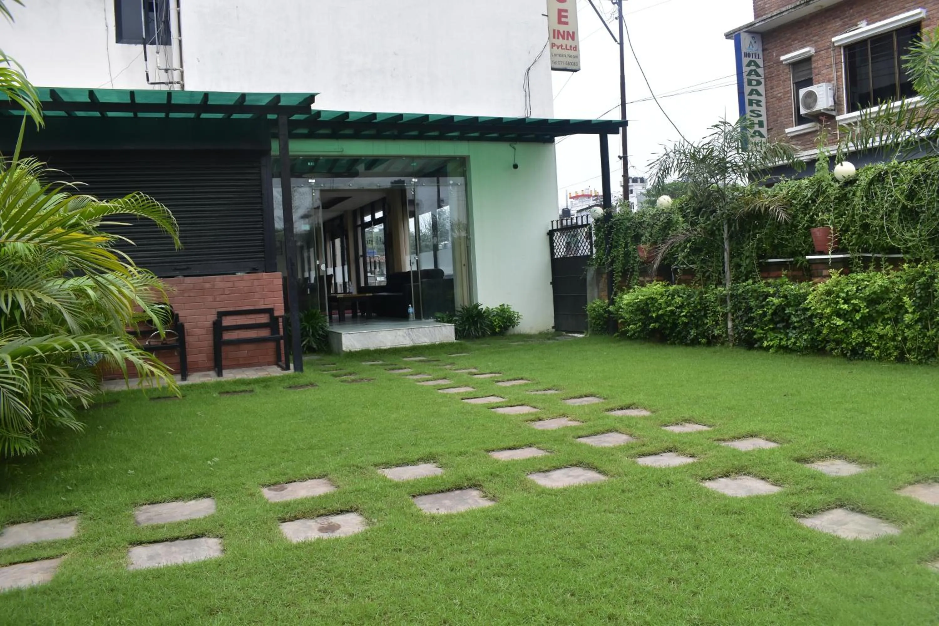 Garden in Mirage Inn