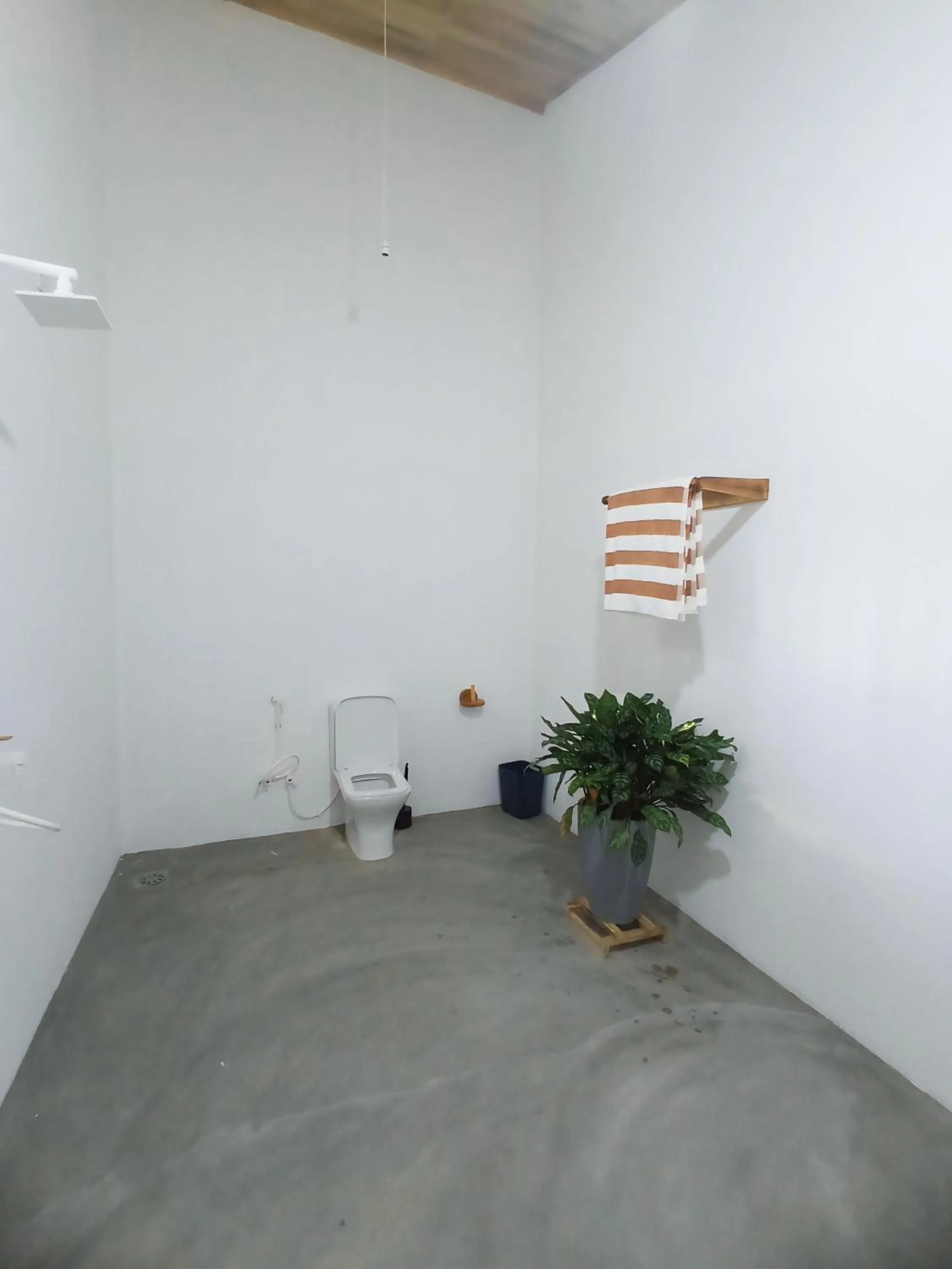 Bathroom in Kadjan villa