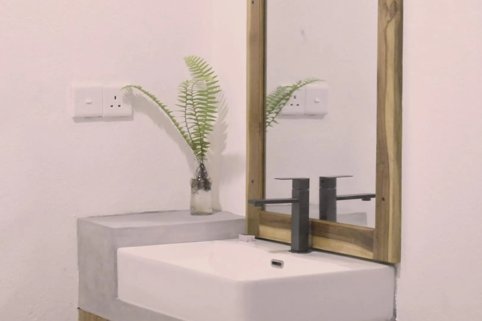 Bathroom in Kadjan villa