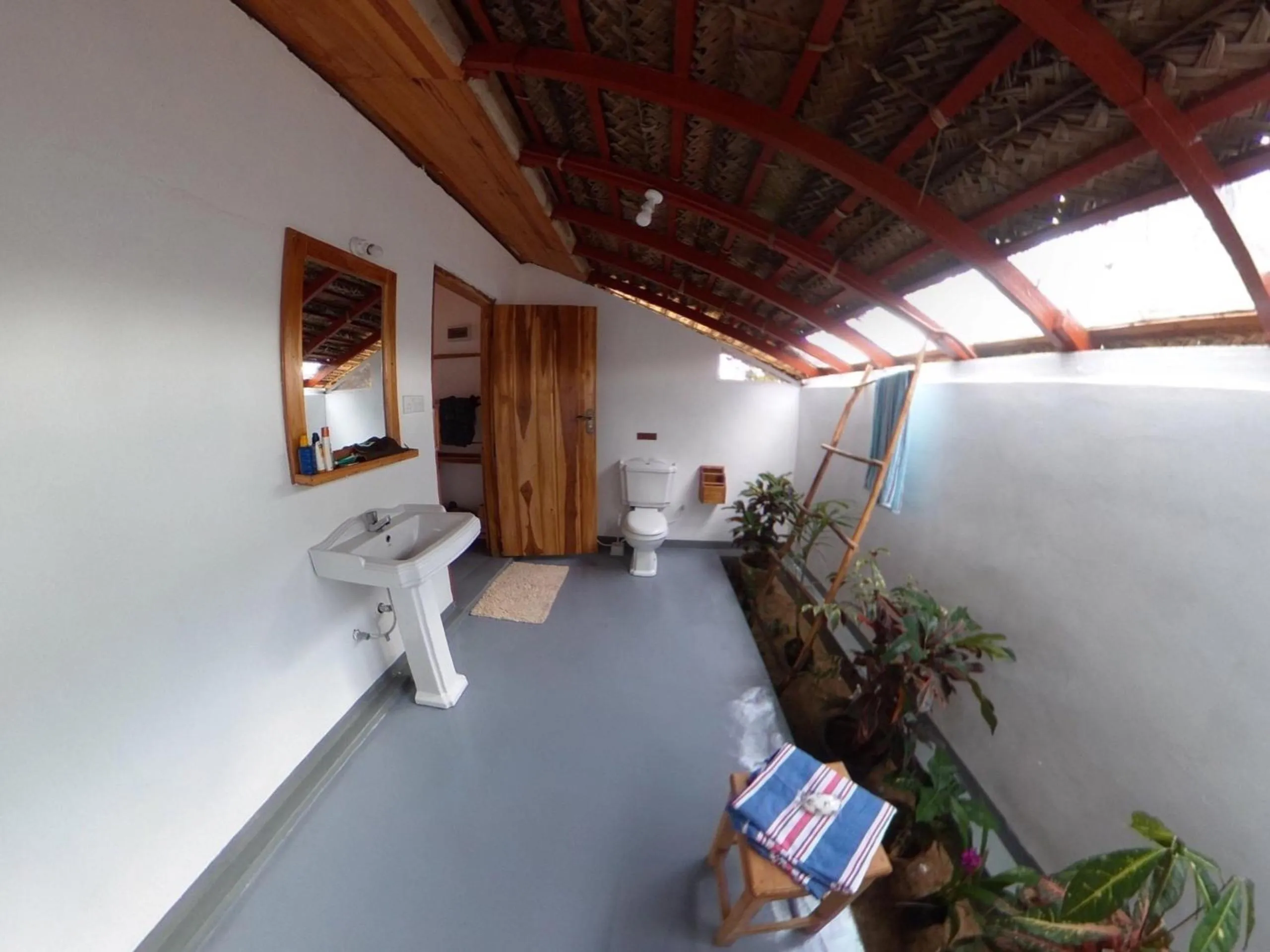 Toilet in Kadjan villa