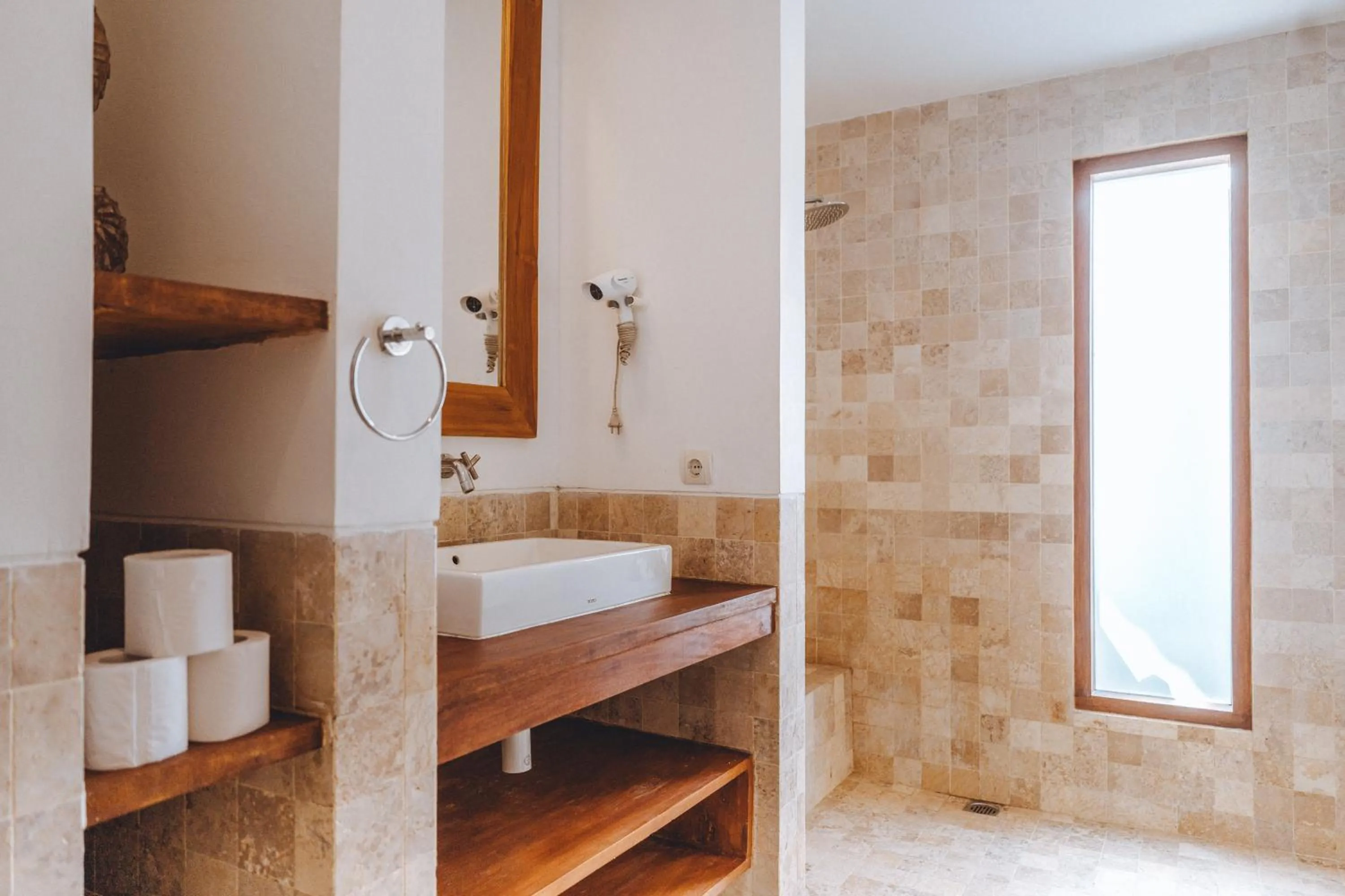 Shower in Blue Marlin Dive Gili Air