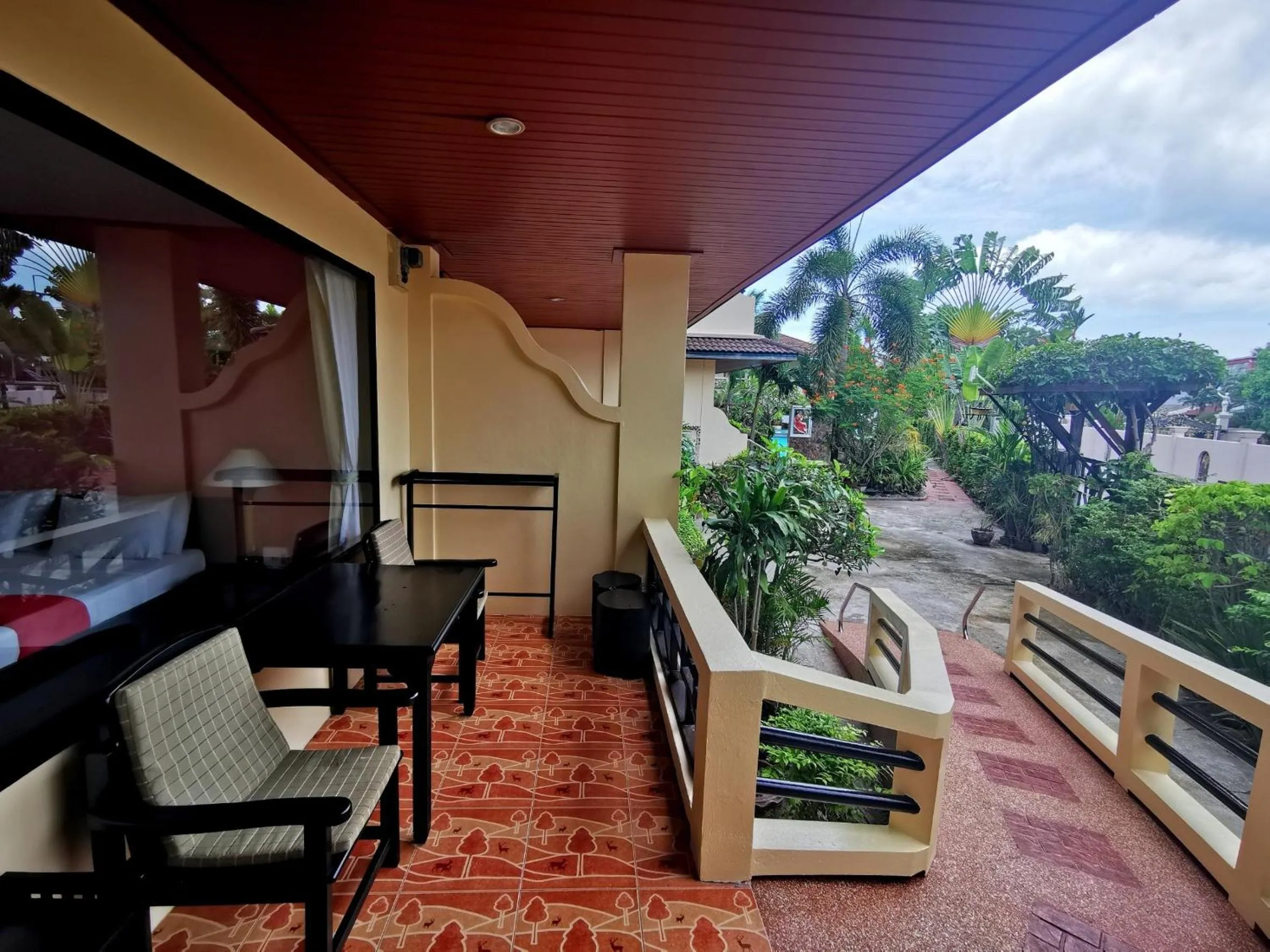 Balcony/Terrace in Aumpai Luxury