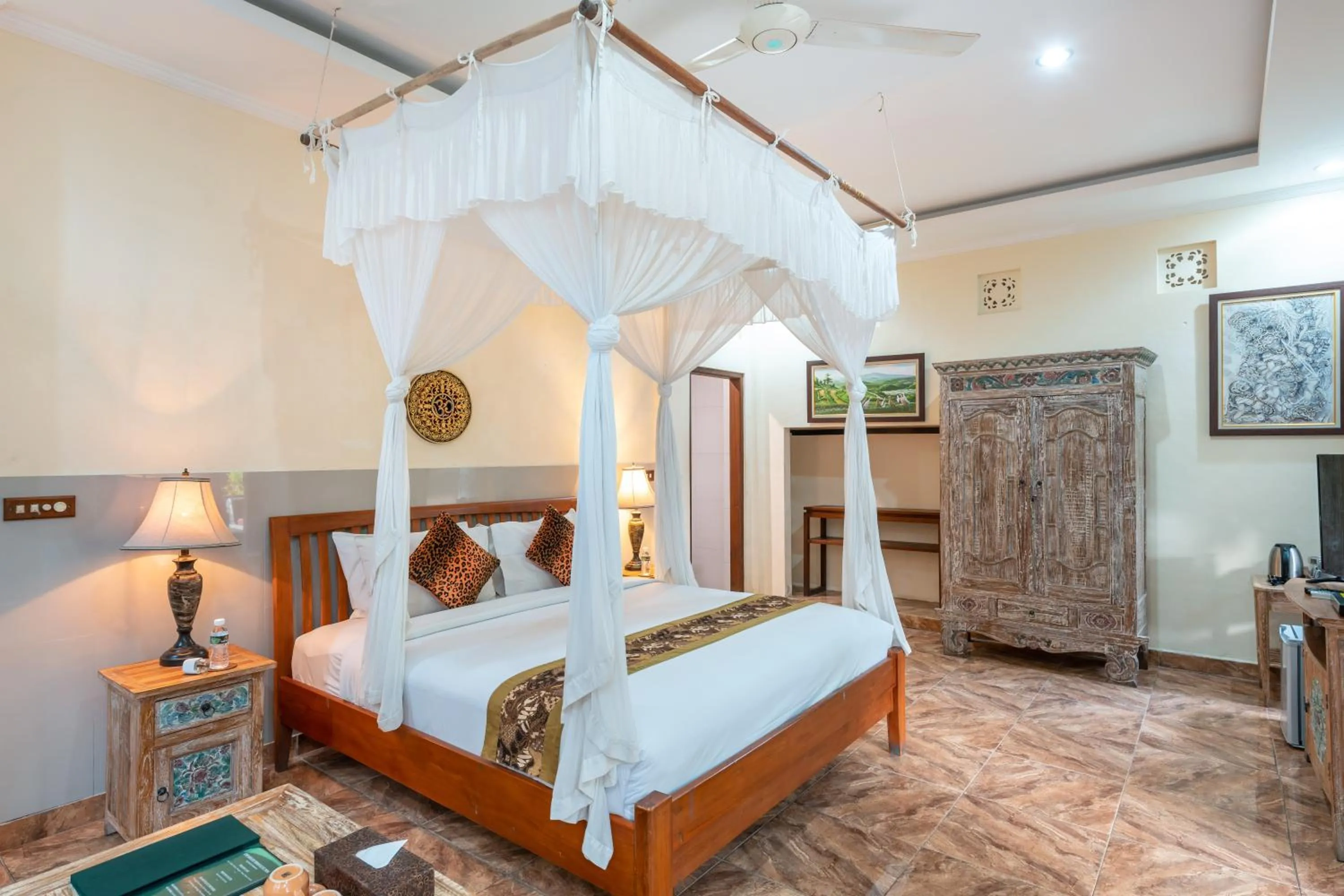 Photo of the whole room, Bed in Ashanti Villa Ubud