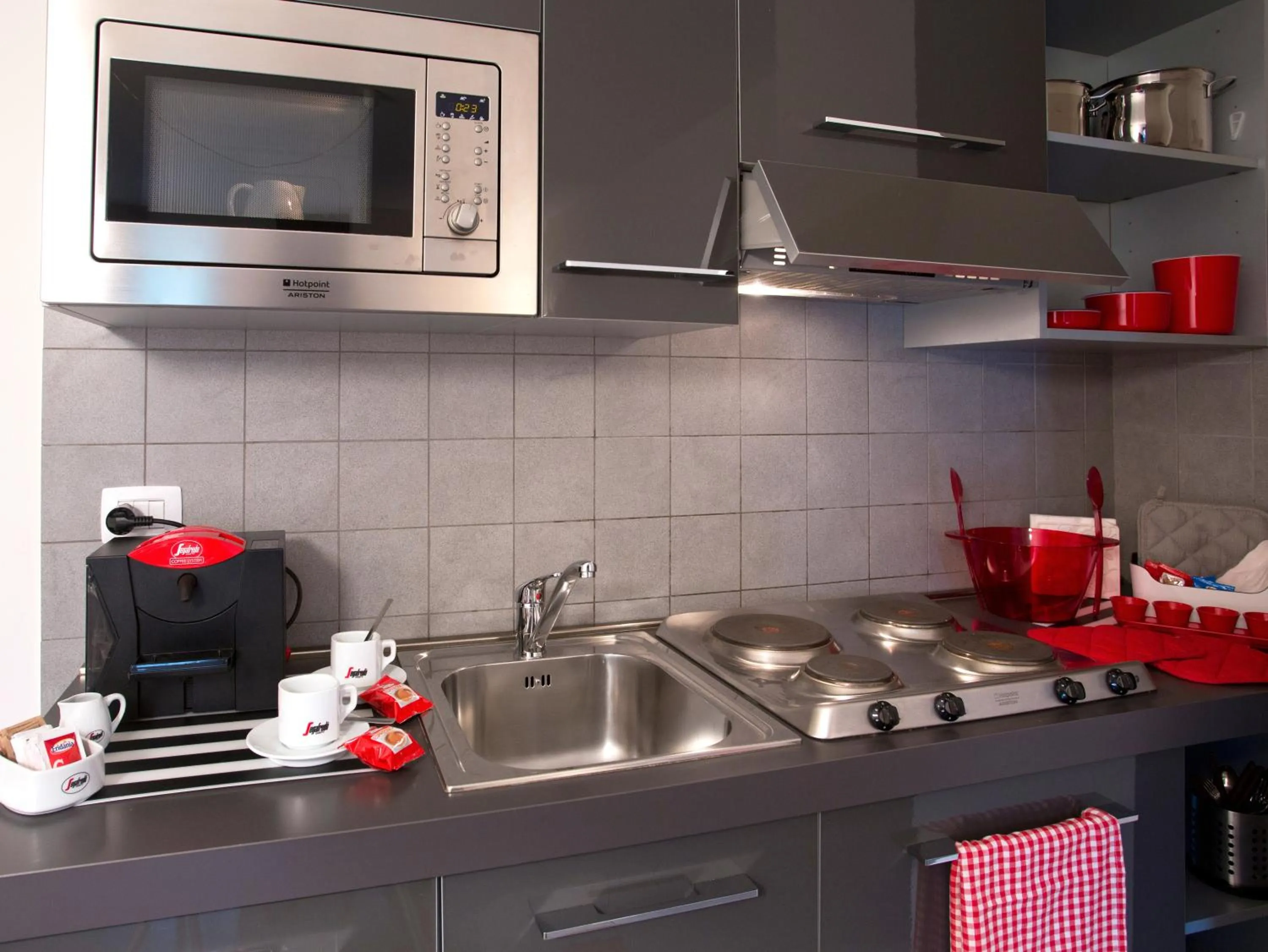 Kitchen or kitchenette in Lacroma Aparthotel