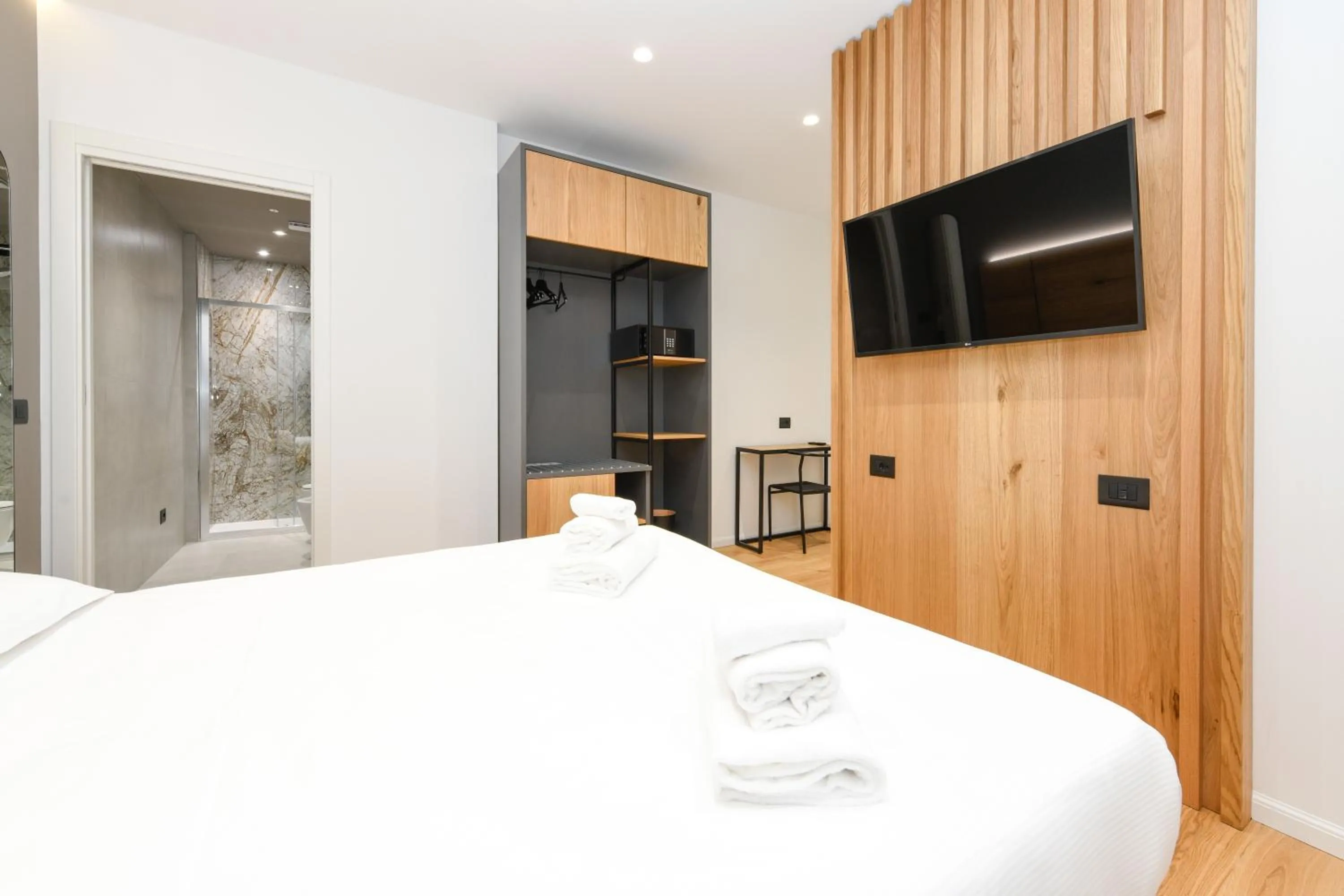 Bed in Hotel Arya by Mauro